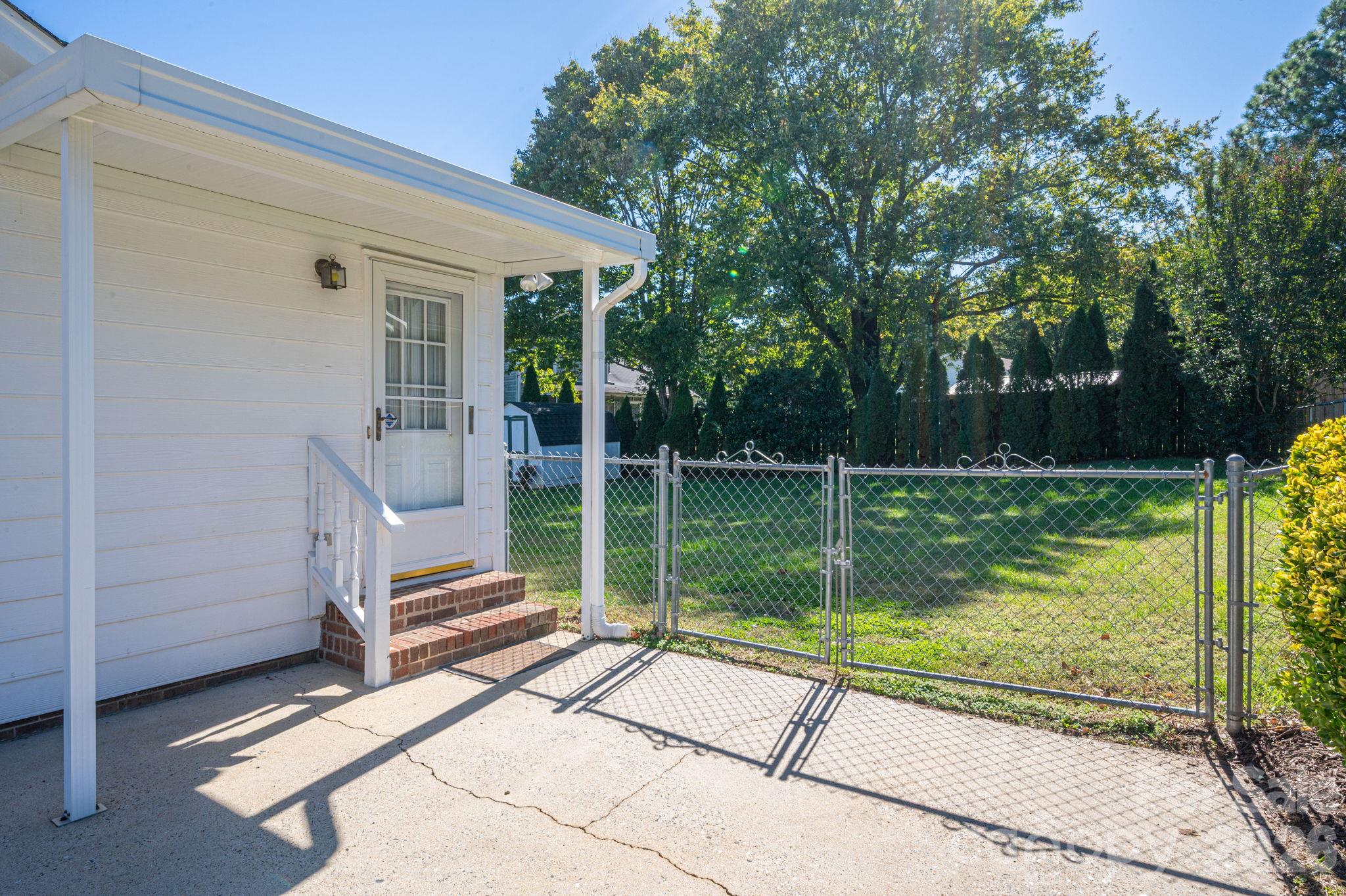 side entrance - 429 Rowan Court, Gastonia