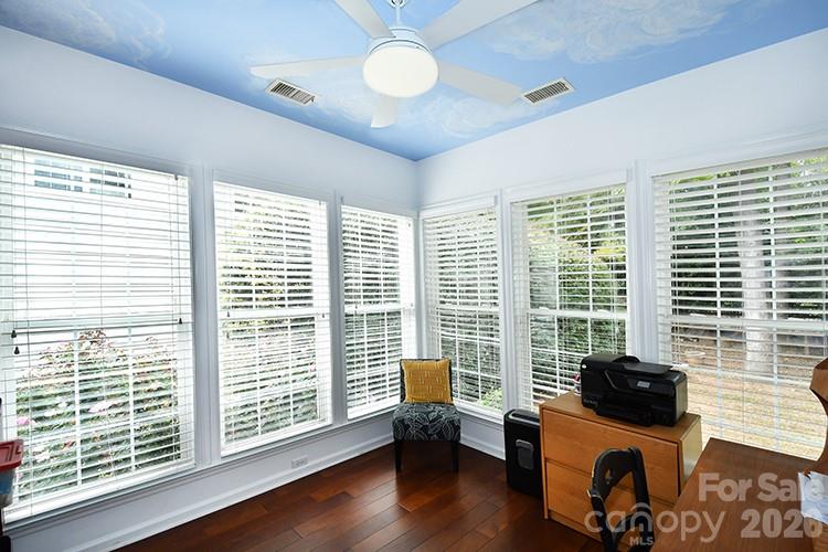 Single Family Residence at 15817 Kinlocke Drive, Huntersville, photo 9 of 25
