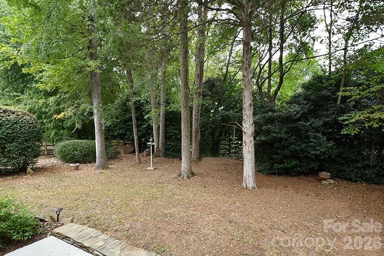 Single Family Residence at 15817 Kinlocke Drive, Huntersville, photo 23 of 25
