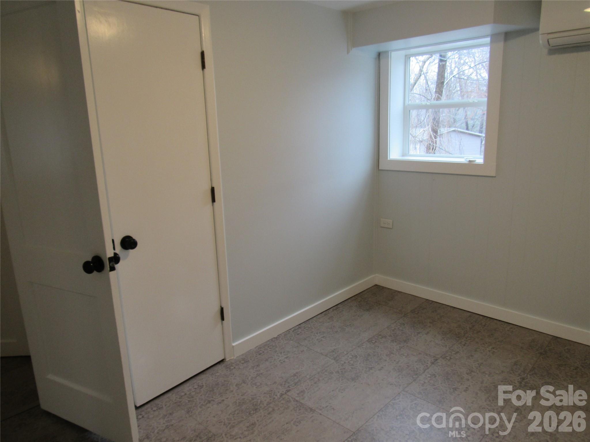 Single Family Residence at 822 Azalea Avenue, Black Mountain, photo 19 of 22