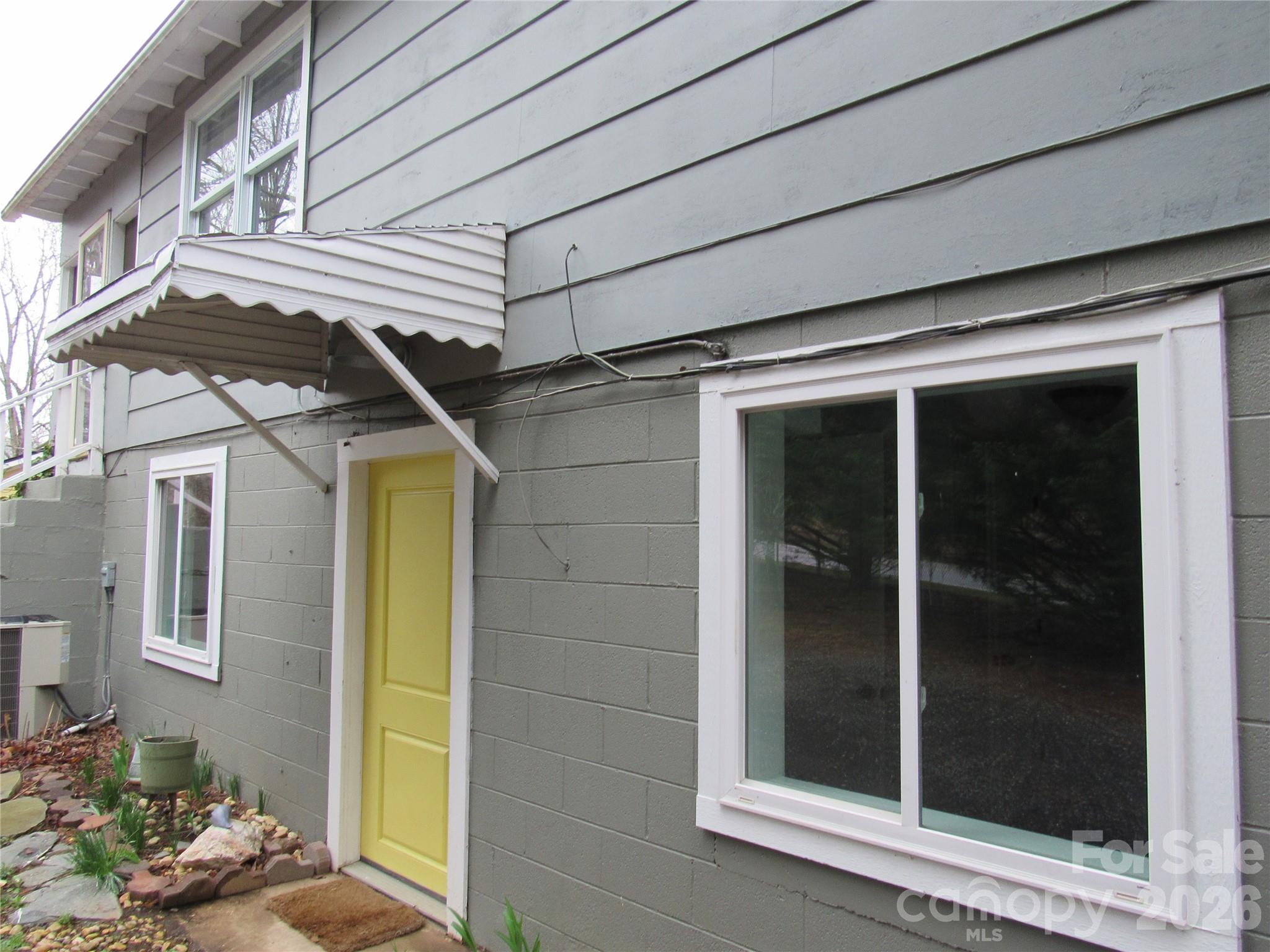 Single Family Residence at 822 Azalea Avenue, Black Mountain, photo 21 of 22