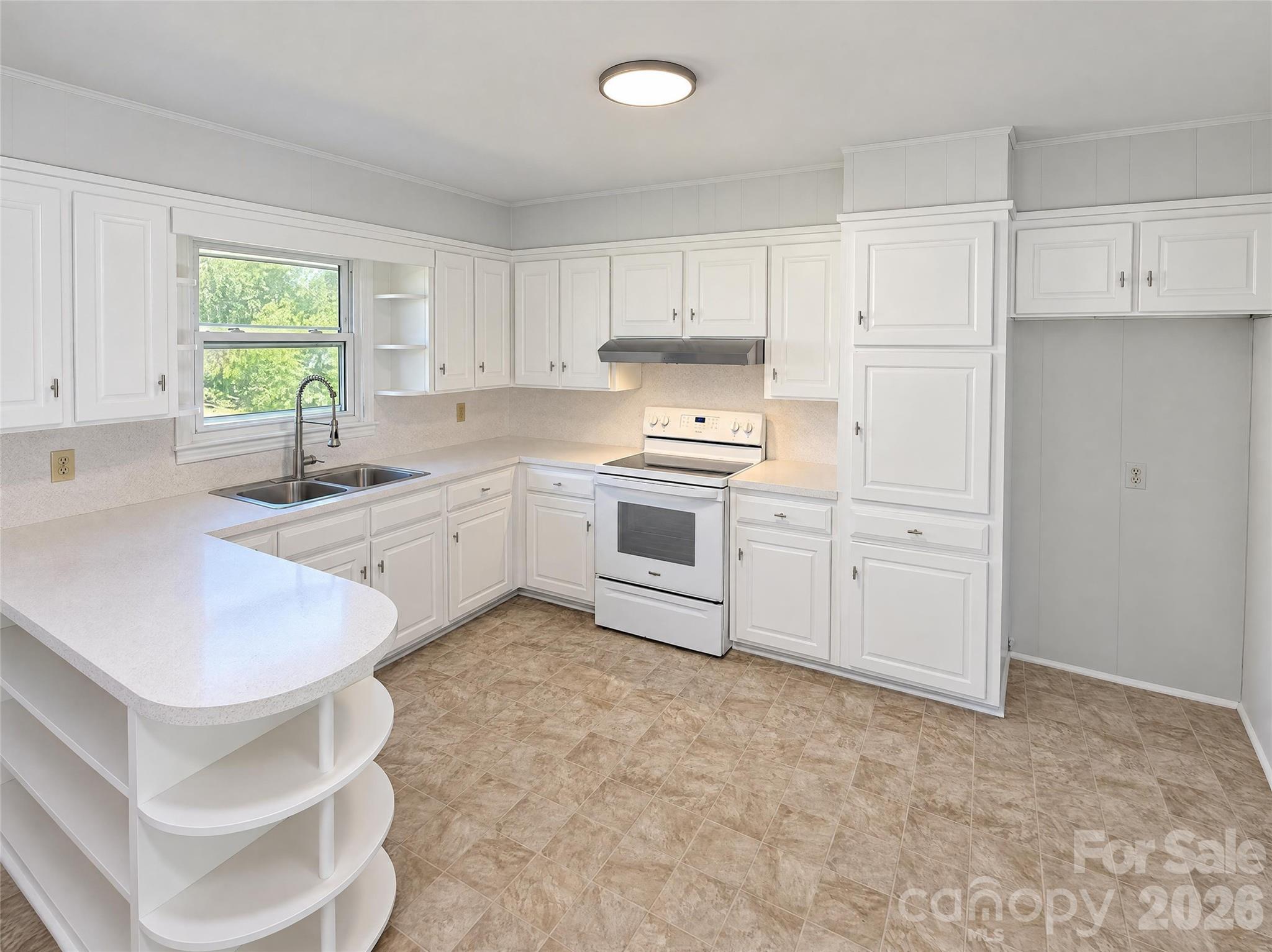 Single Family Residence at 2138 Reeves Road, Lancaster, photo 2 of 16