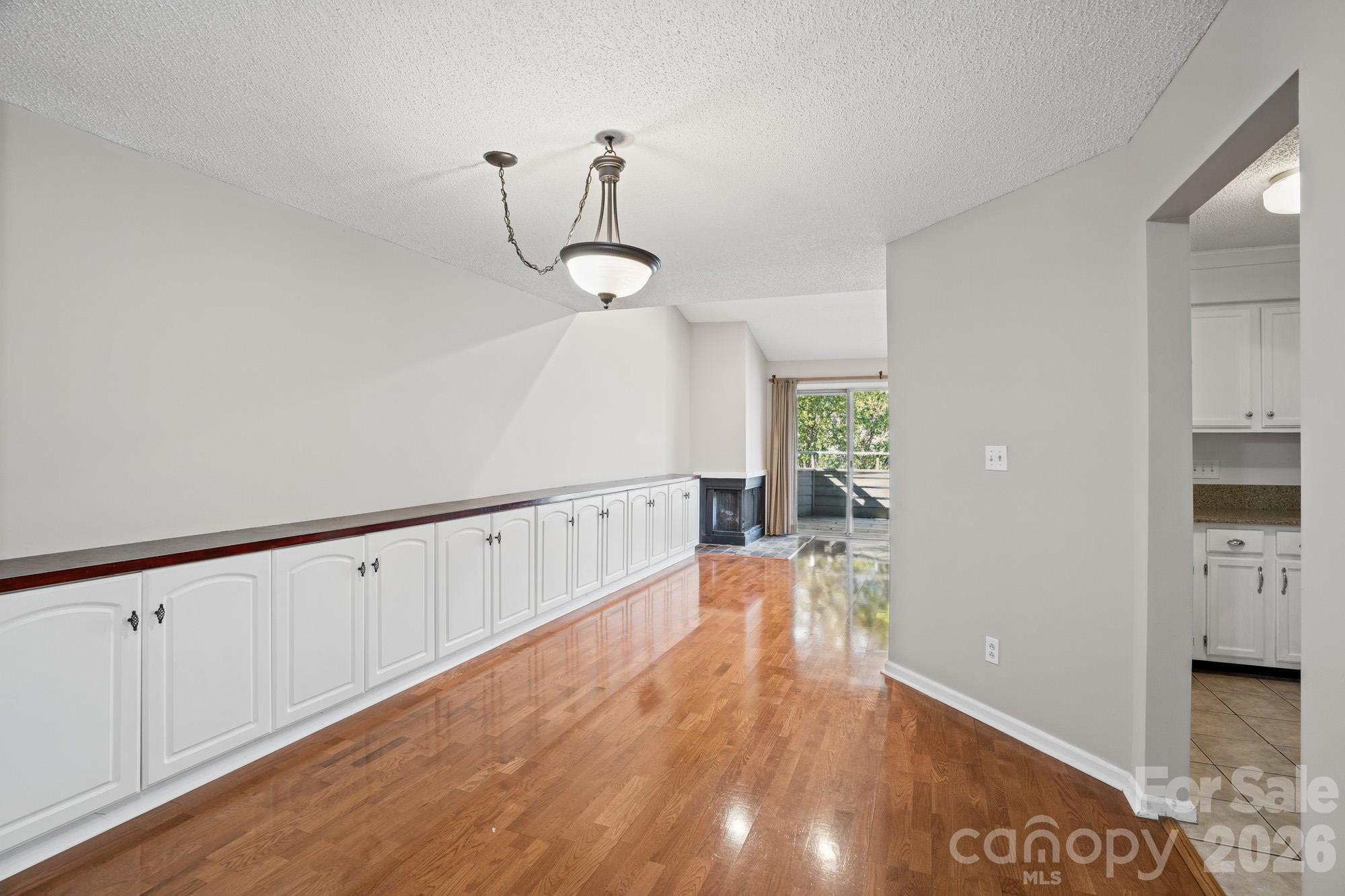 Condominium at 2519 Stockbridge Drive, Charlotte, photo 10 of 22