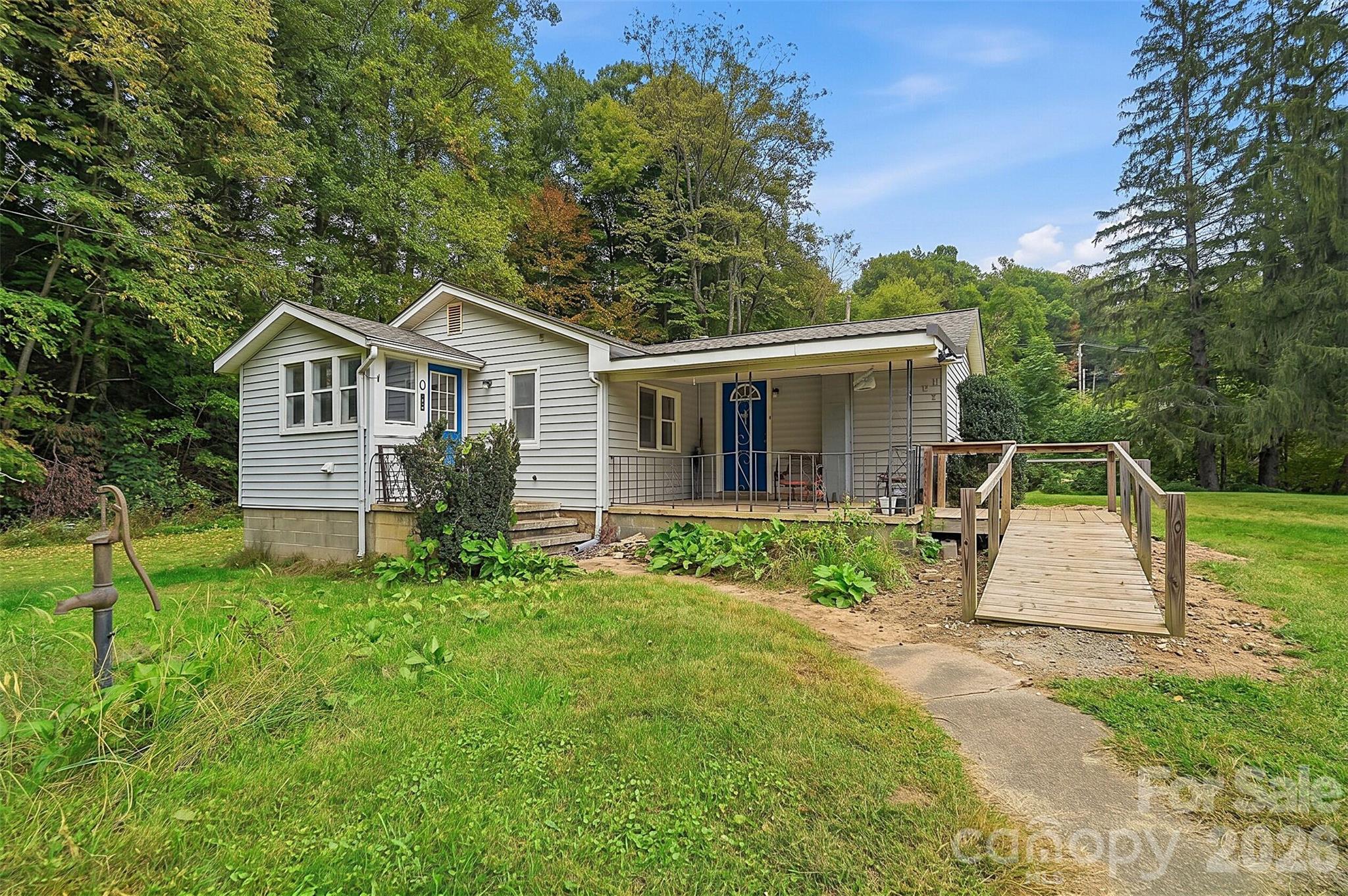 1015 Mundy Field Road