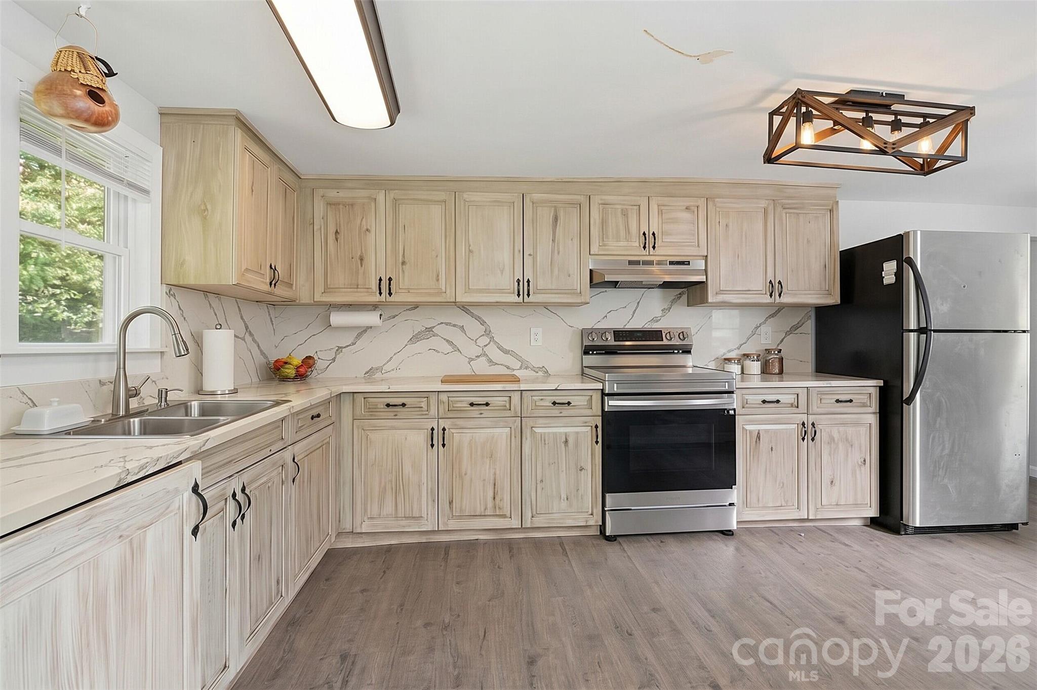 Single Family Residence at 1015 Mundy Field Road, Canton, photo 6 of 26