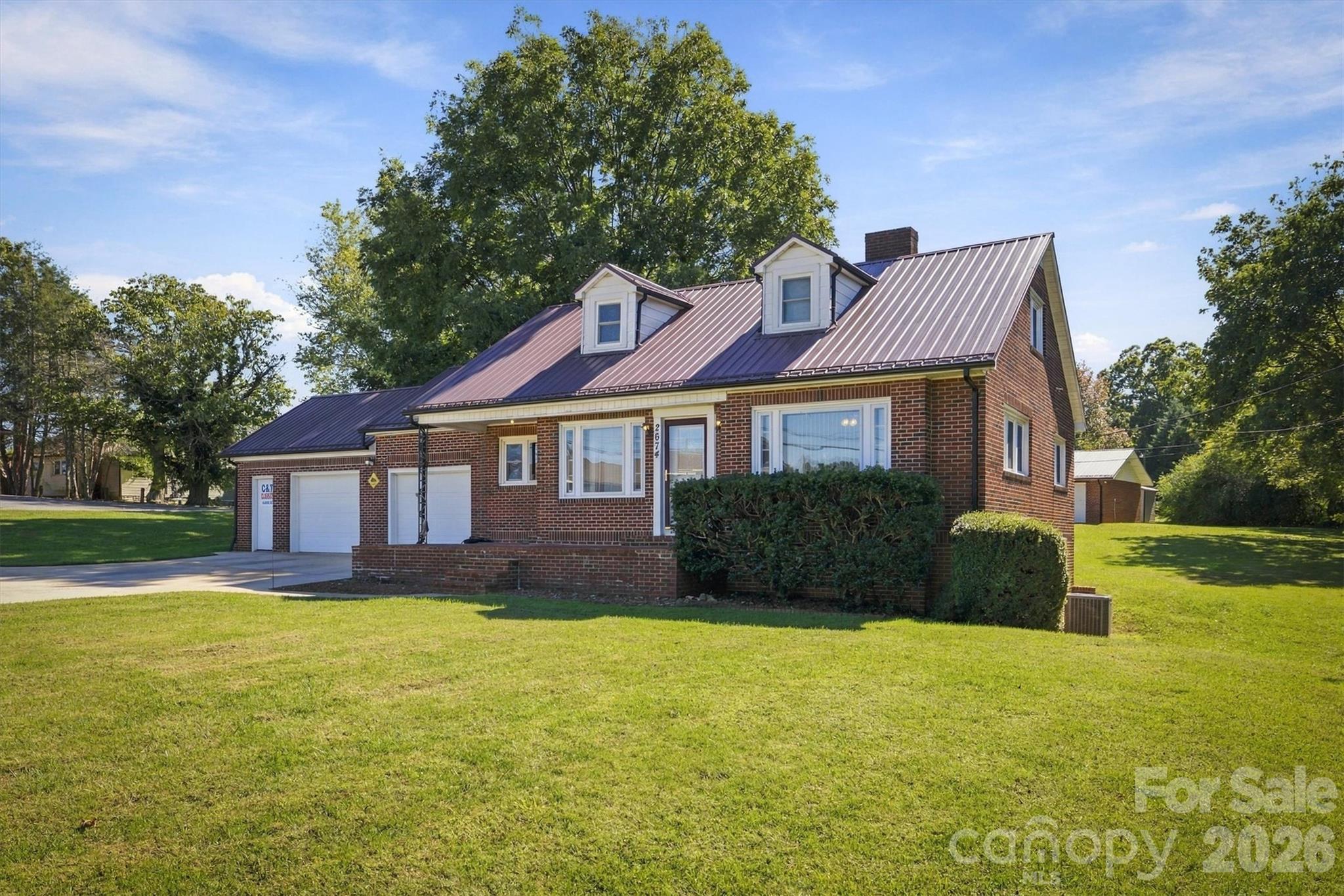 Single Family Residence at 2674 US 70 Highway E, Morganton, photo 2 of 30