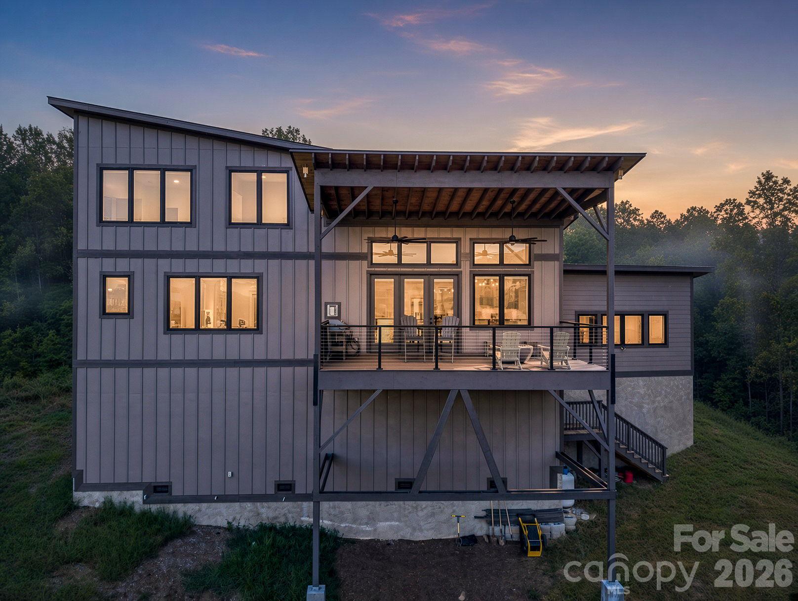 Single Family Residence at 56 Scenic View Drive, Hendersonville, photo 2 of 38