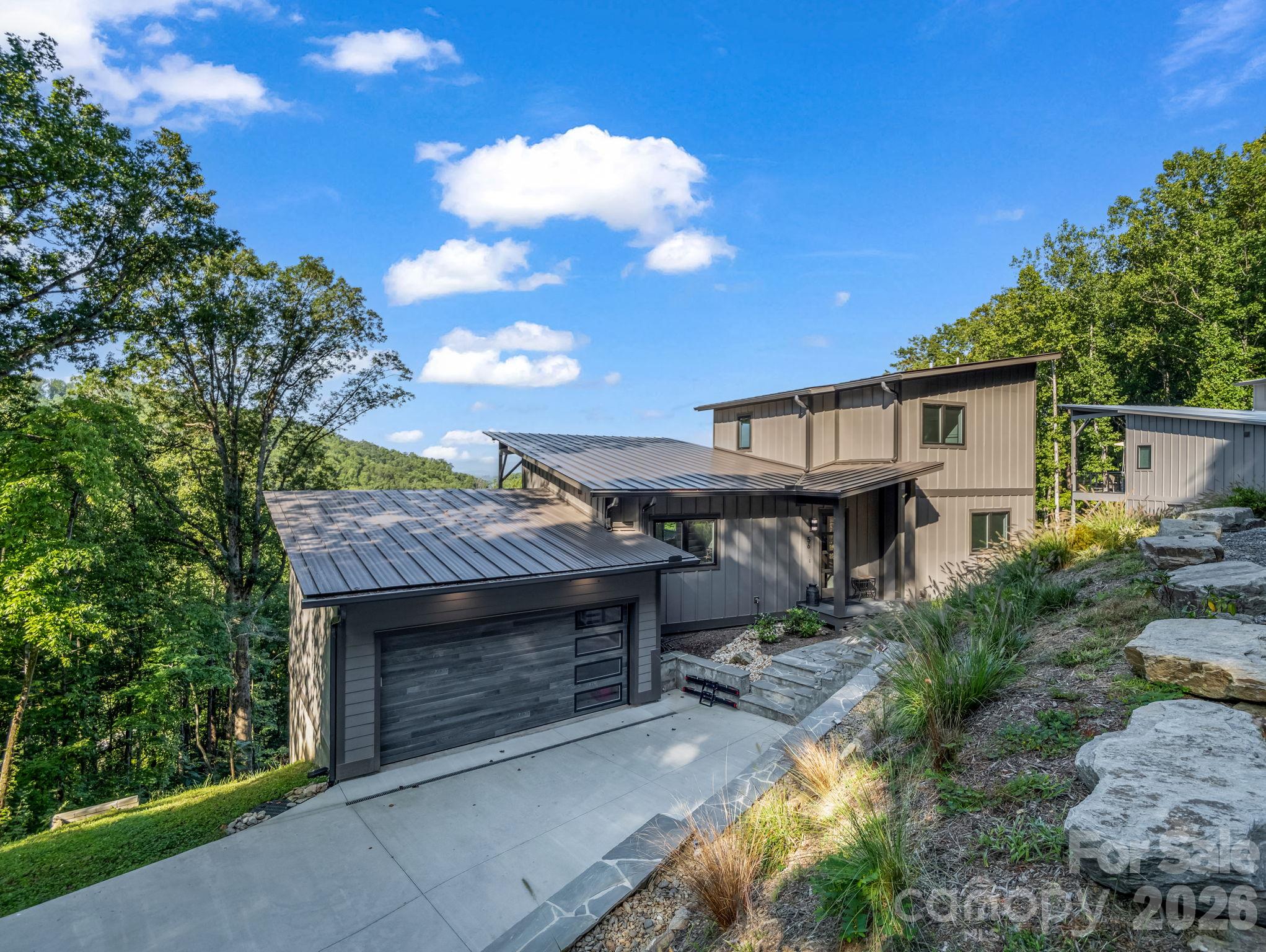 Single Family Residence at 56 Scenic View Drive, Hendersonville, photo 36 of 38