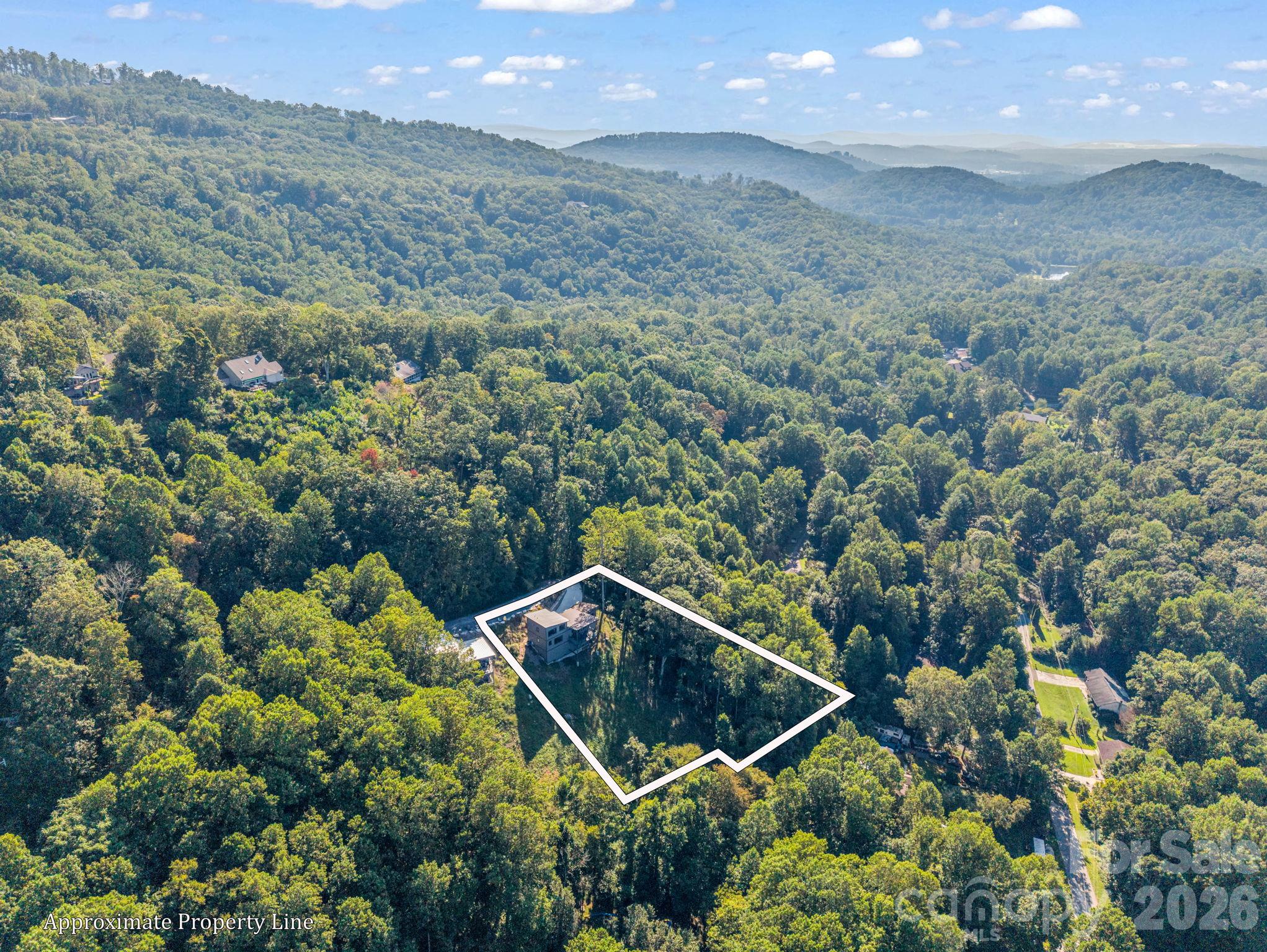 Single Family Residence at 56 Scenic View Drive, Hendersonville, photo 34 of 38