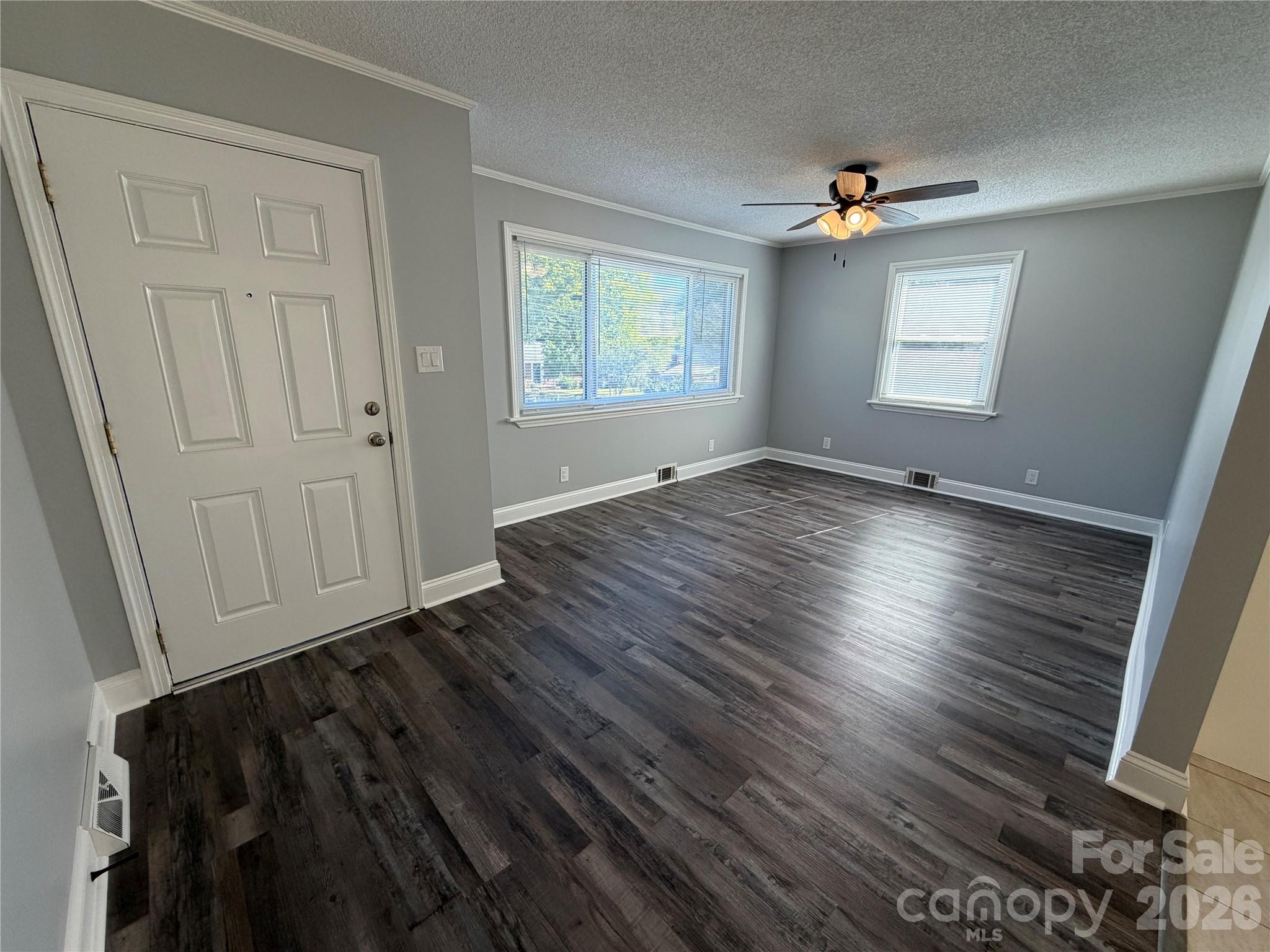 Single Family Residence at 527 Annex Avenue, Kannapolis, photo 10 of 21