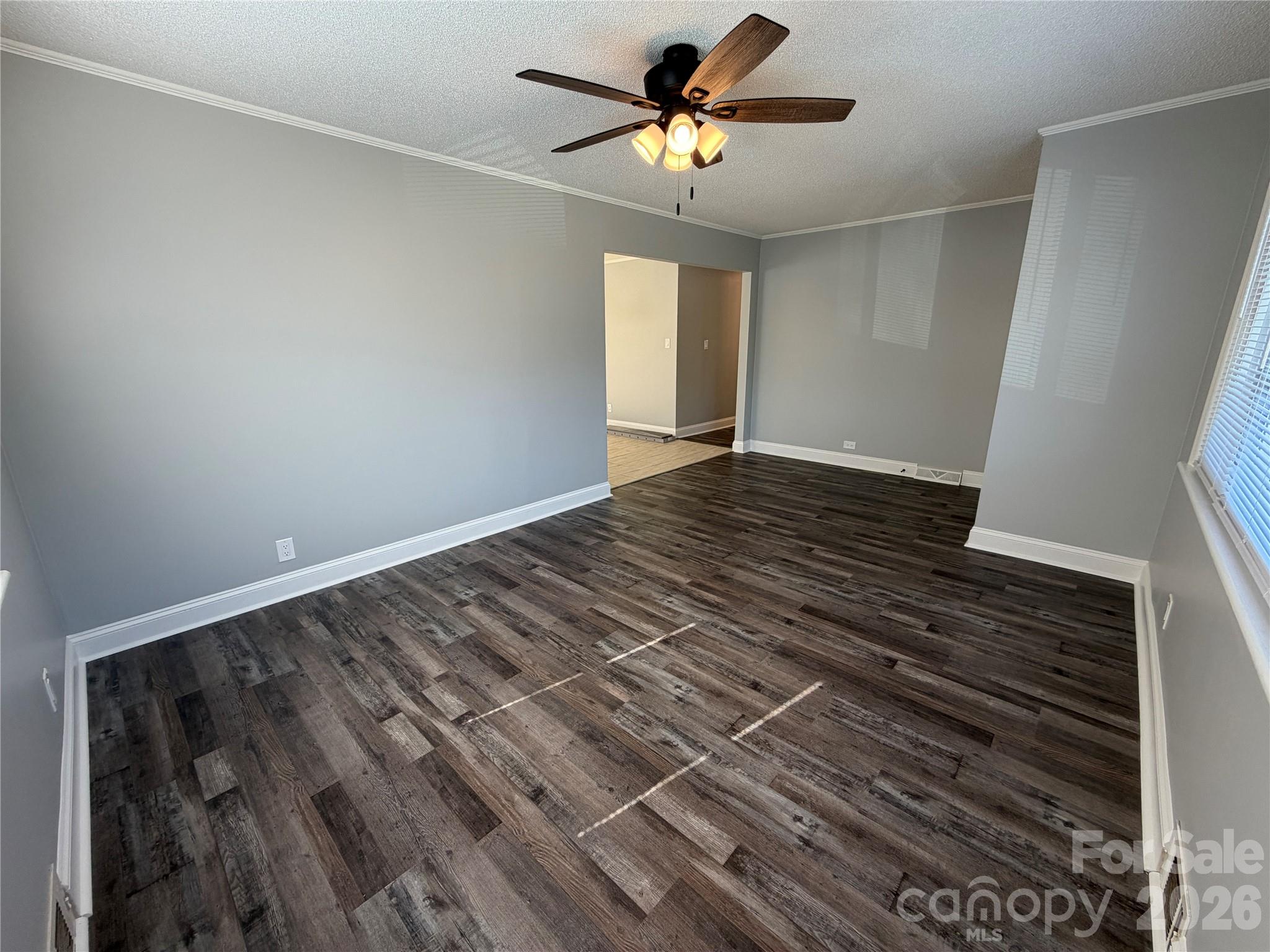Single Family Residence at 527 Annex Avenue, Kannapolis, photo 11 of 21