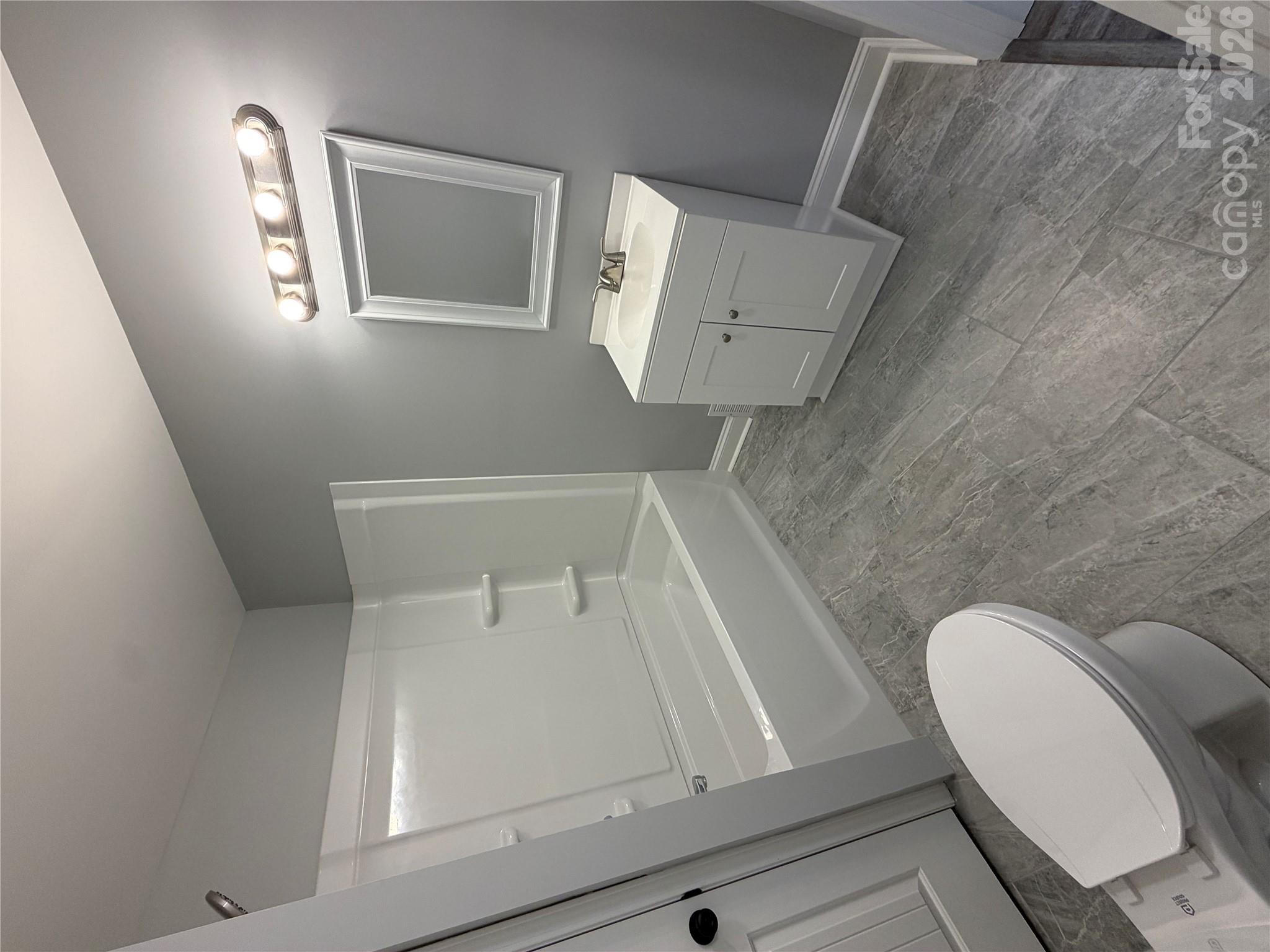 Single Family Residence at 527 Annex Avenue, Kannapolis, photo 14 of 21