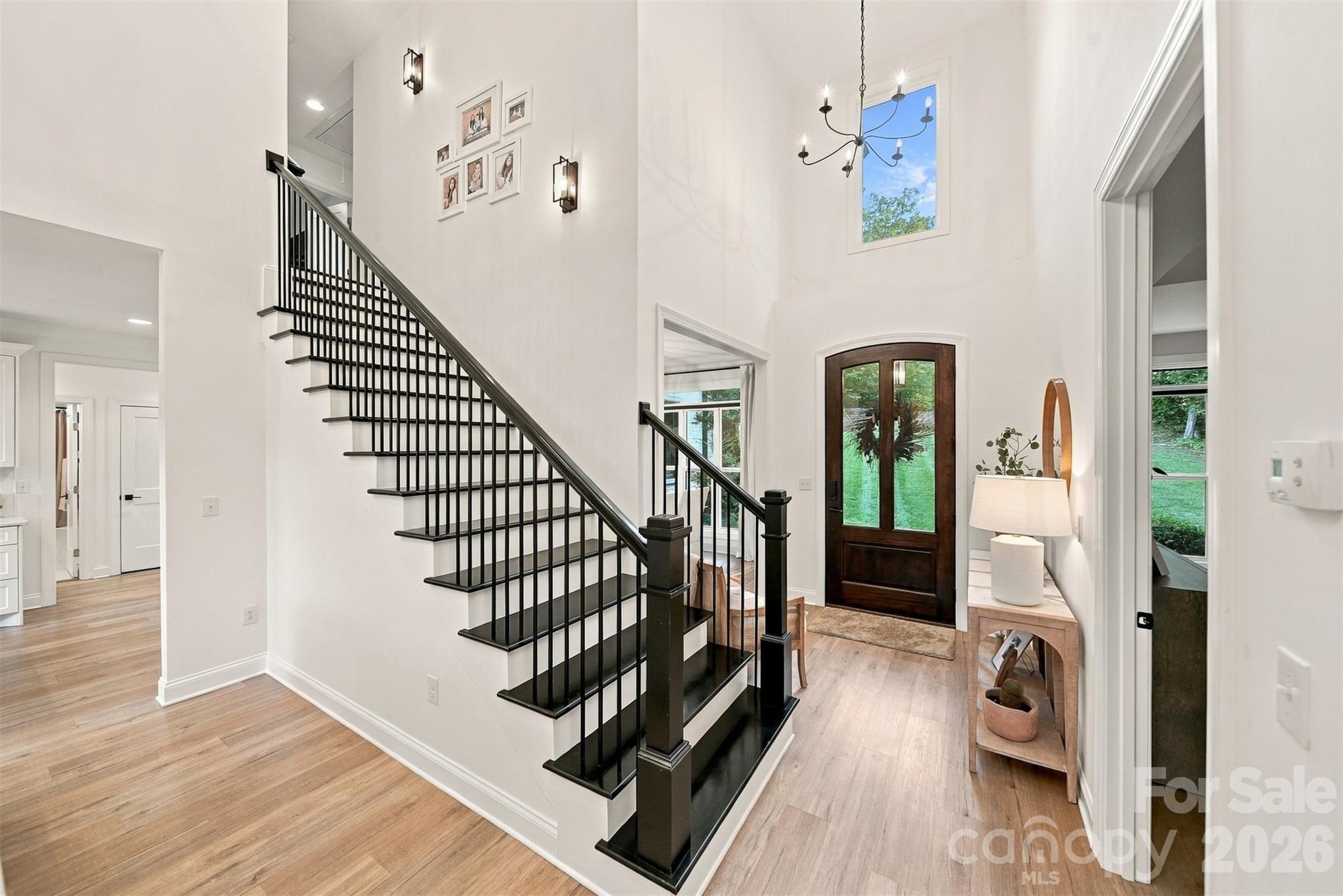 Single Family Residence at 647 Victoria Lane, Hickory, photo 5 of 48