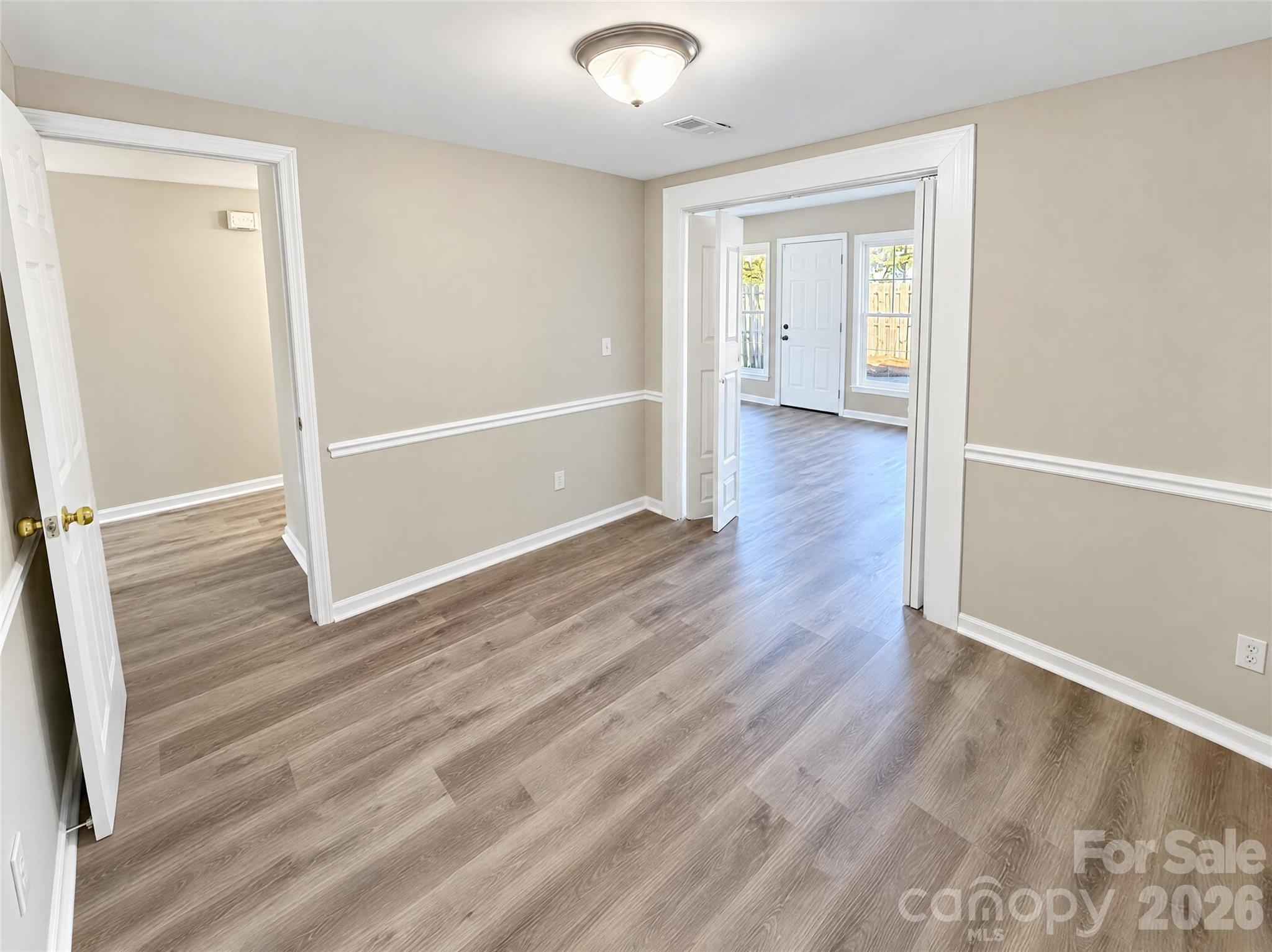 Townhouse at 8355 Knights Bridge Road, Charlotte, photo 7 of 20