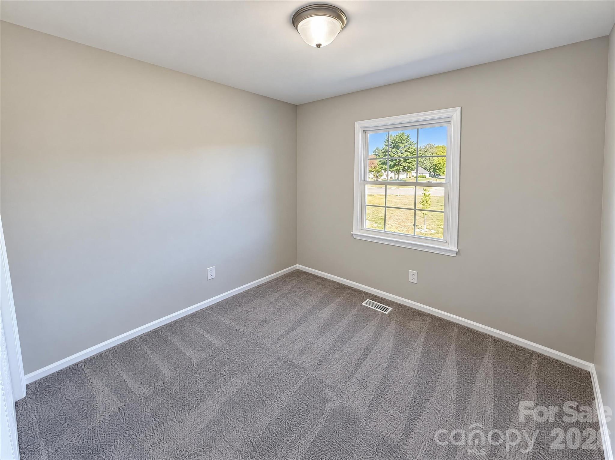 Townhouse at 8355 Knights Bridge Road, Charlotte, photo 12 of 20