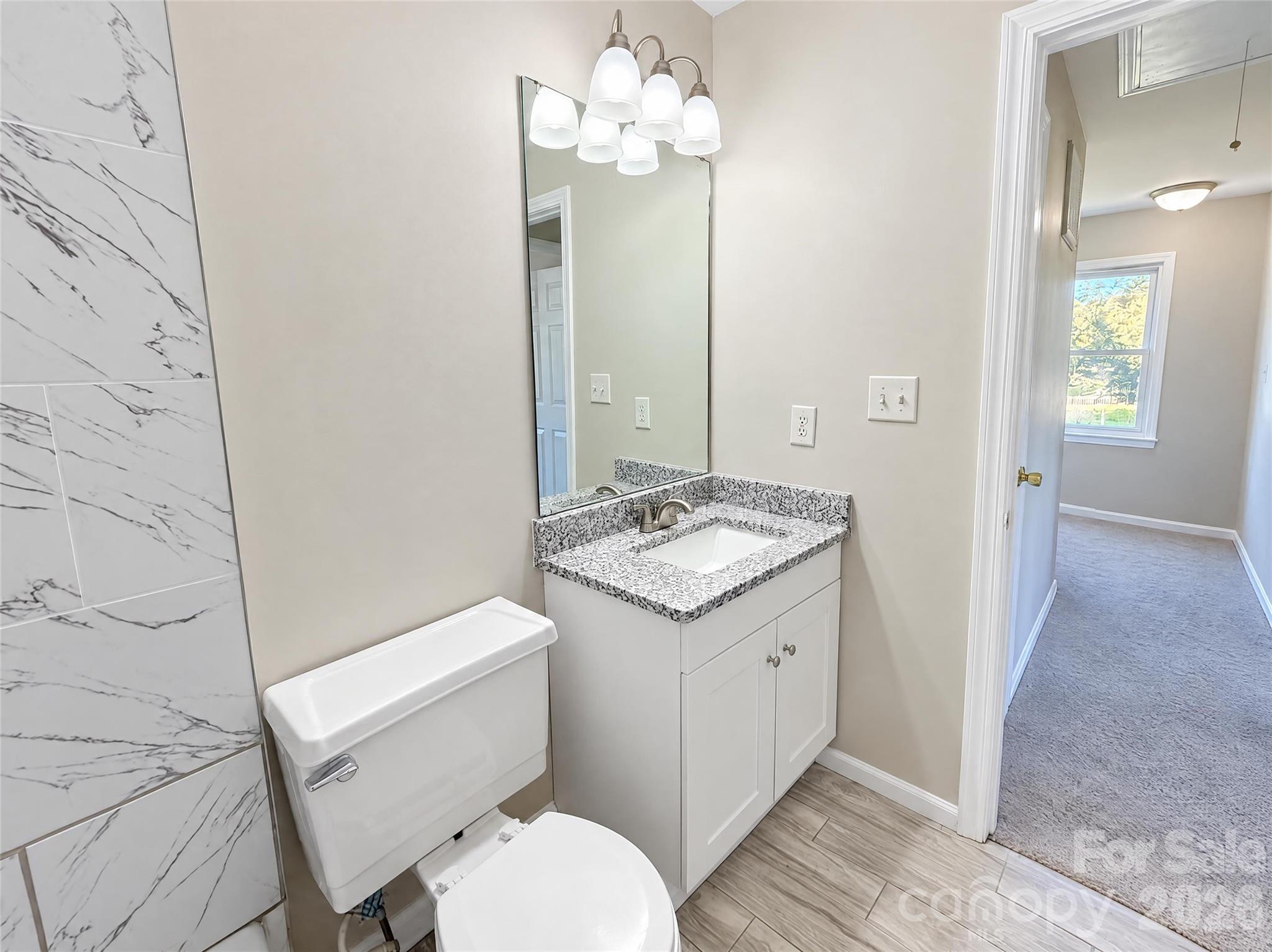 Townhouse at 8355 Knights Bridge Road, Charlotte, photo 16 of 20