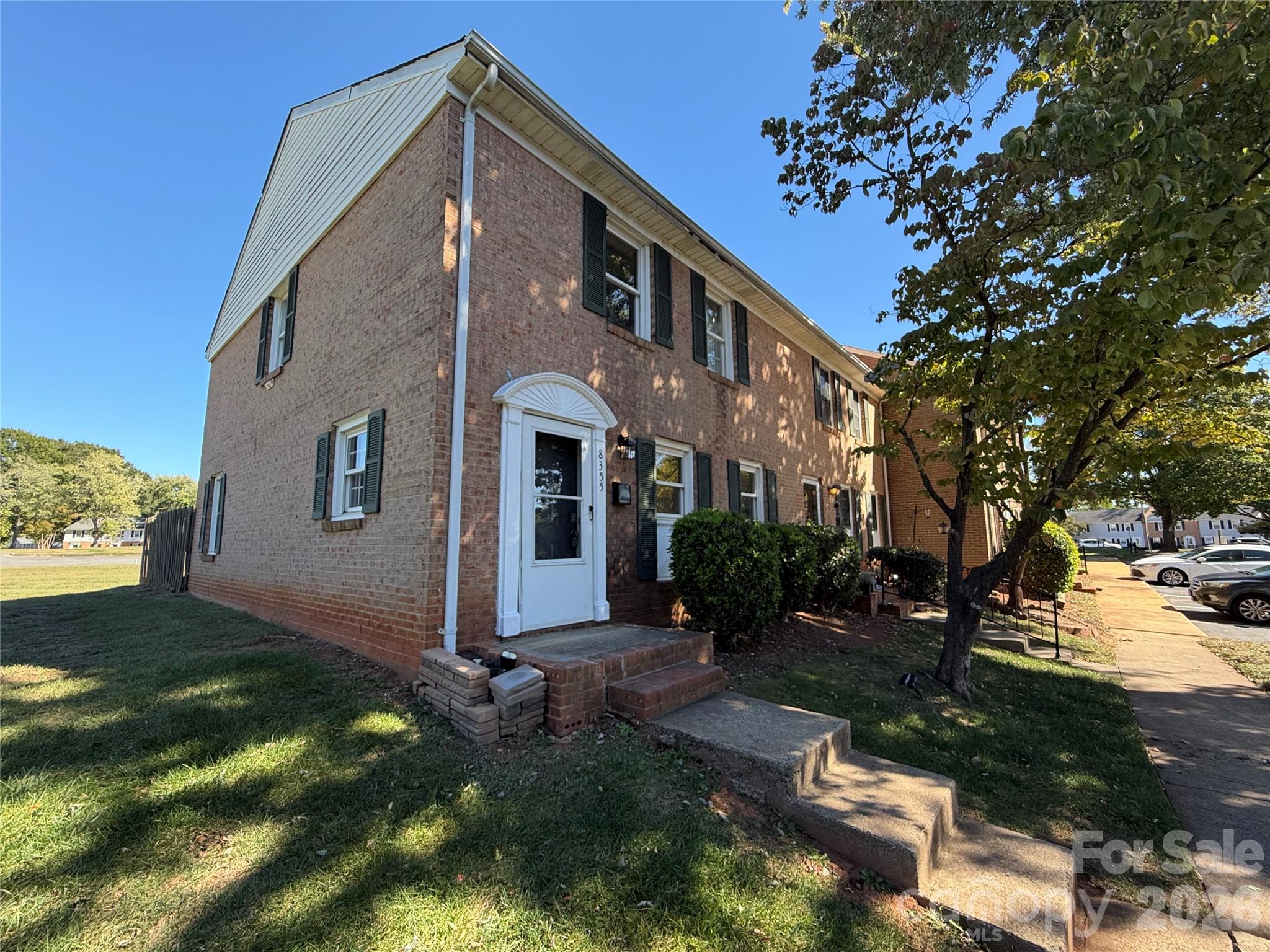 Townhouse at 8355 Knights Bridge Road, Charlotte, photo 20 of 20