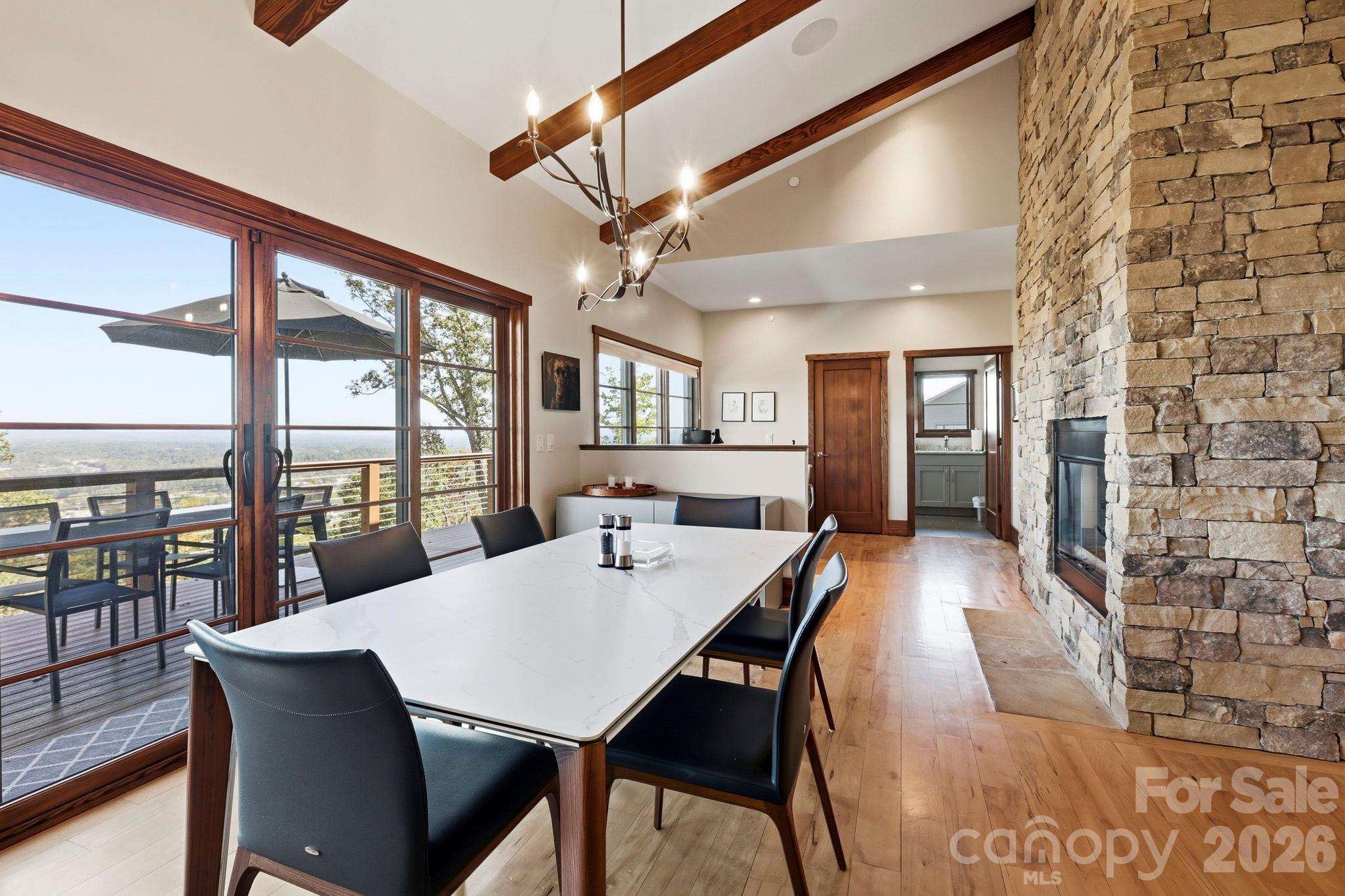 Single Family Residence at 10 Rock Cliff Way, Hendersonville, photo 11 of 48