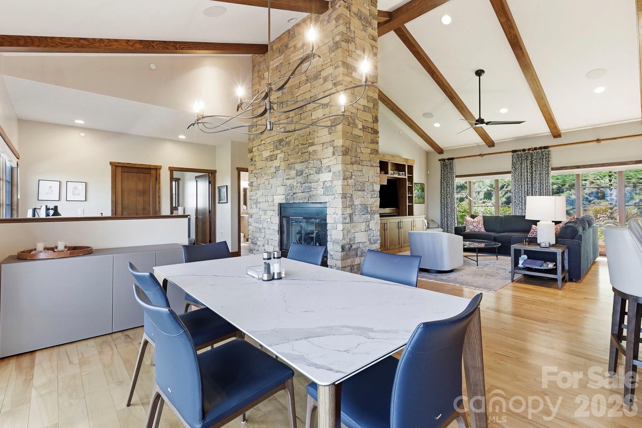 Single Family Residence at 10 Rock Cliff Way, Hendersonville, photo 12 of 48