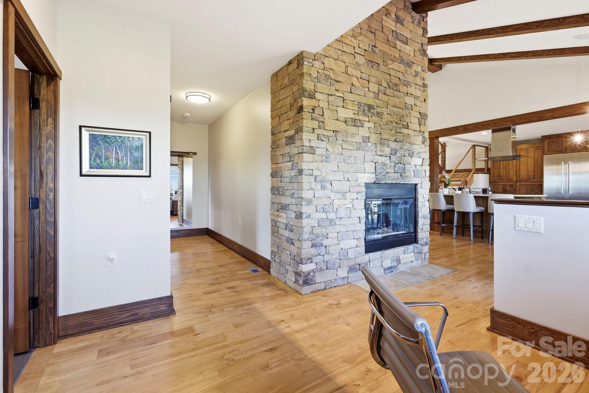 Single Family Residence at 10 Rock Cliff Way, Hendersonville, photo 17 of 48