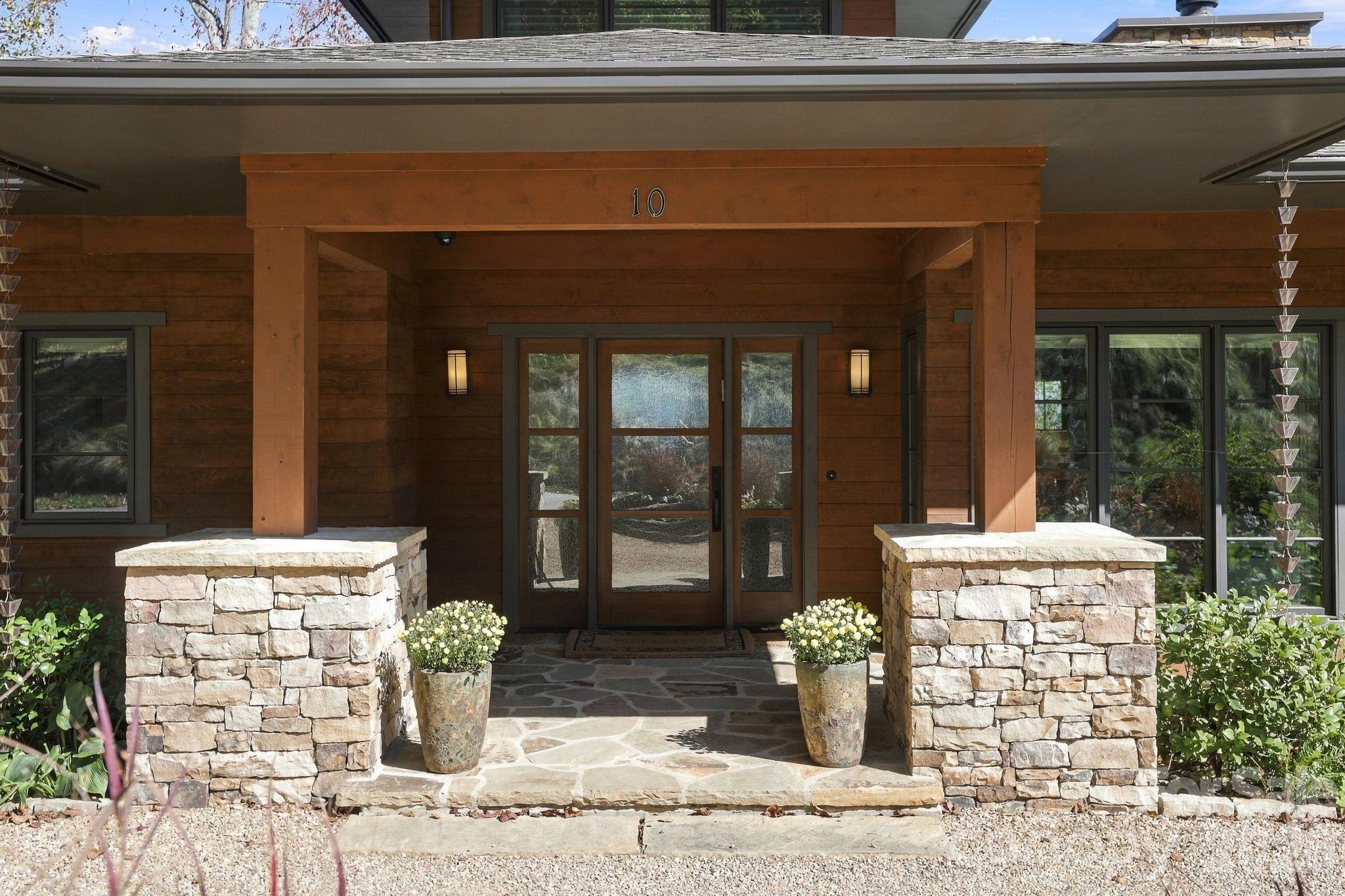 Single Family Residence at 10 Rock Cliff Way, Hendersonville, photo 32 of 48