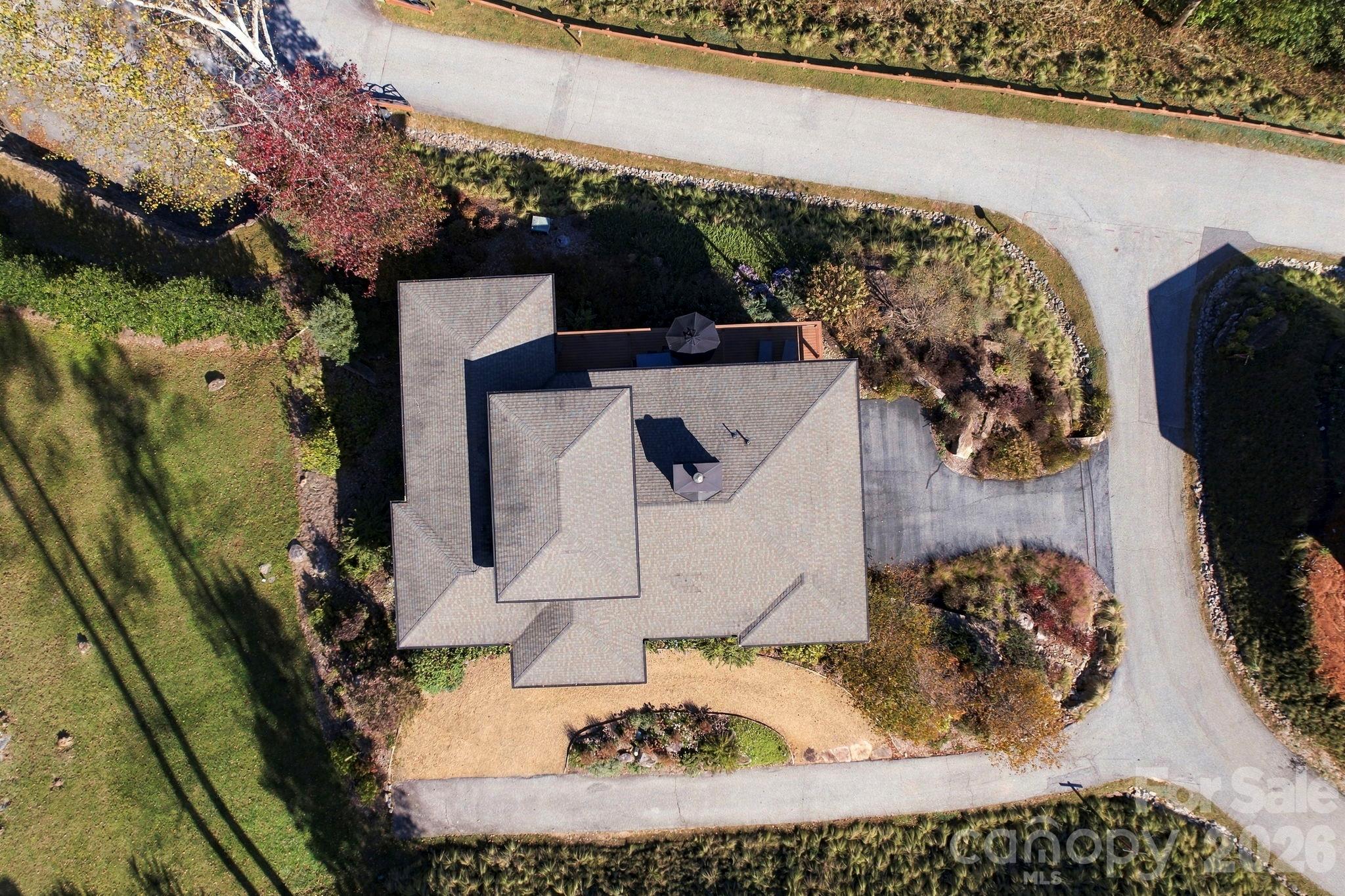 Single Family Residence at 10 Rock Cliff Way, Hendersonville, photo 34 of 48