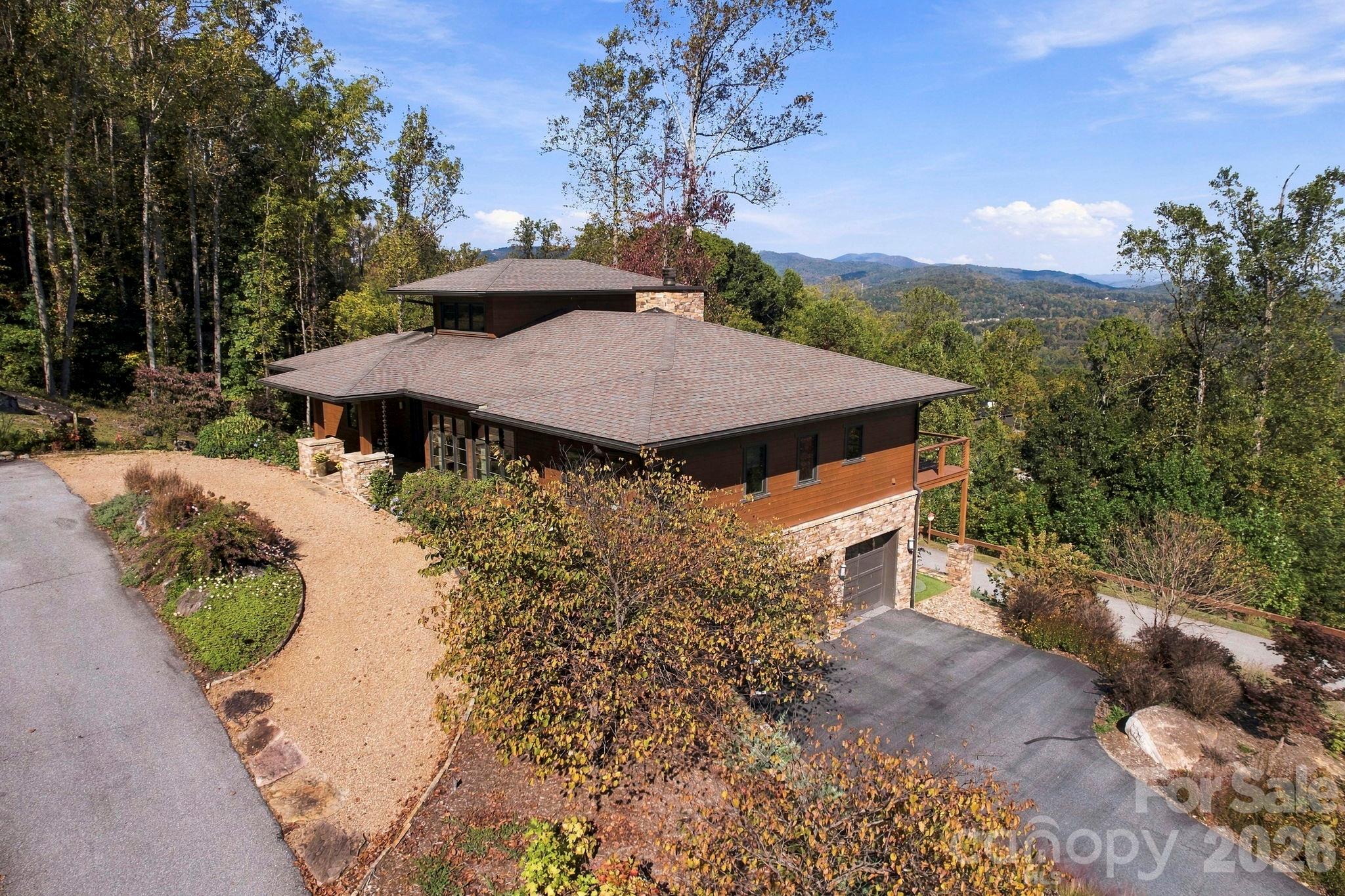 Single Family Residence at 10 Rock Cliff Way, Hendersonville, photo 35 of 48