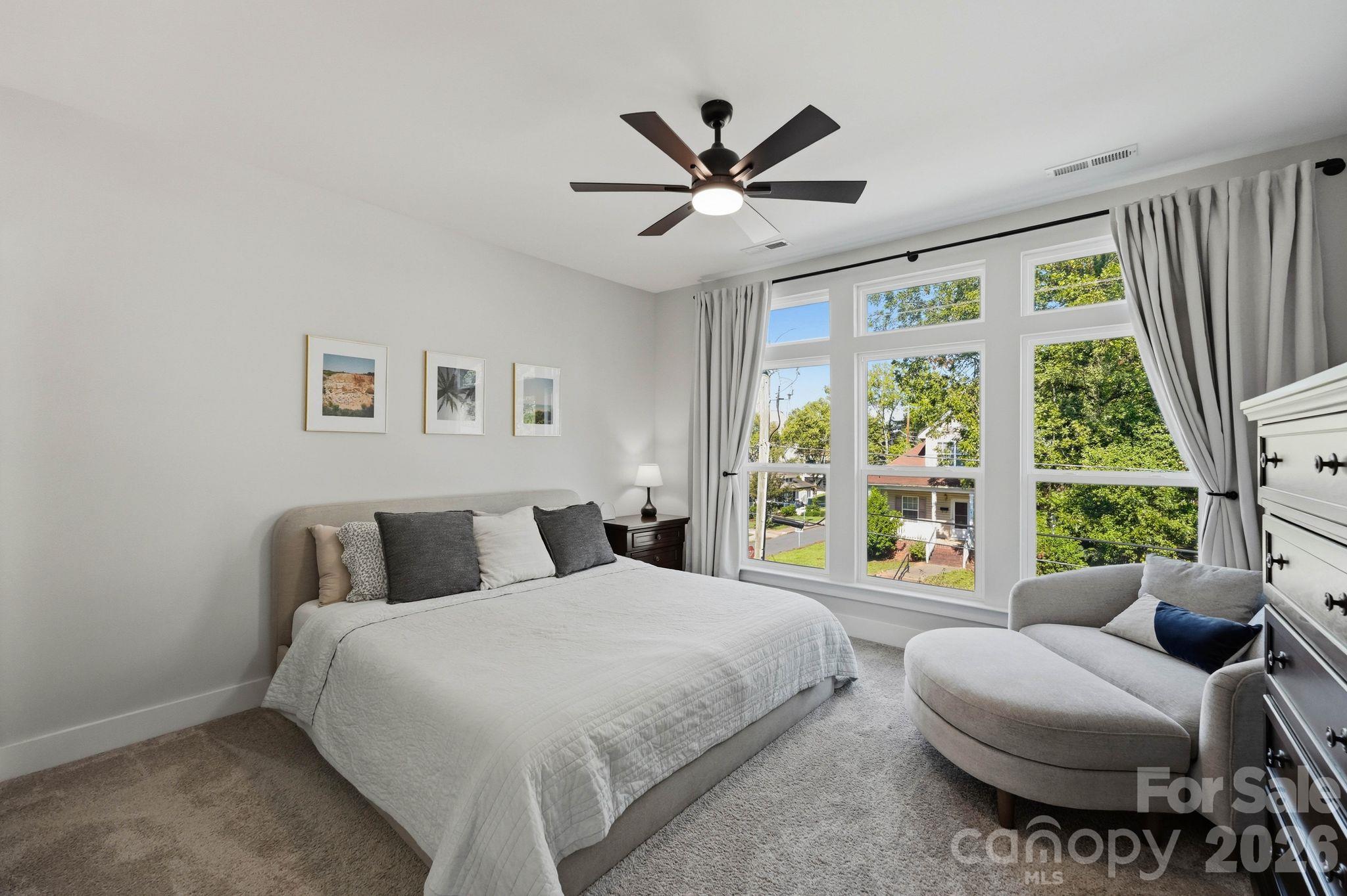 Townhouse at 367 S Bruns Avenue, Charlotte, photo 10 of 21