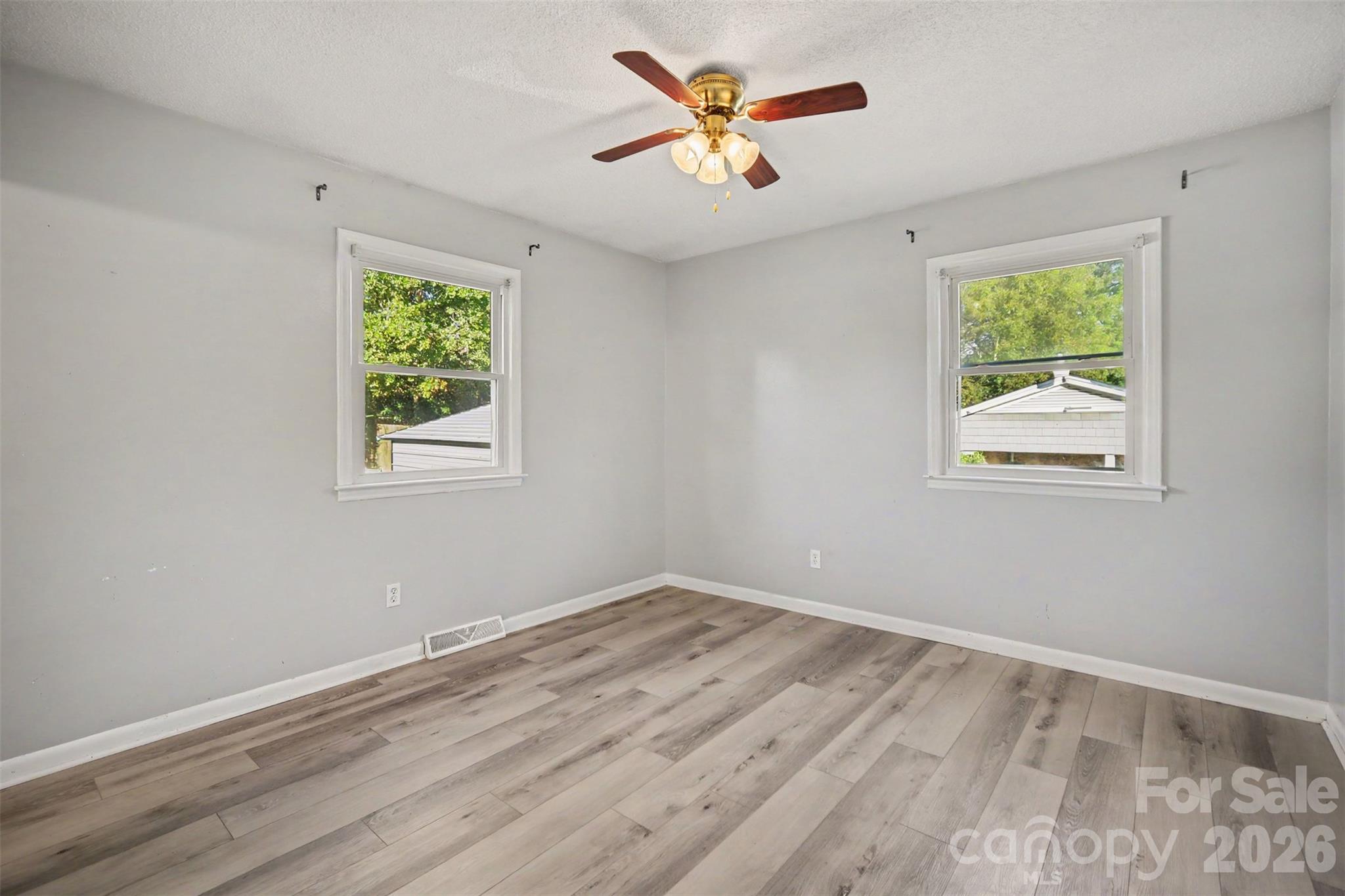 Single Family Residence at 100 Amy Court, Gastonia, photo 11 of 26