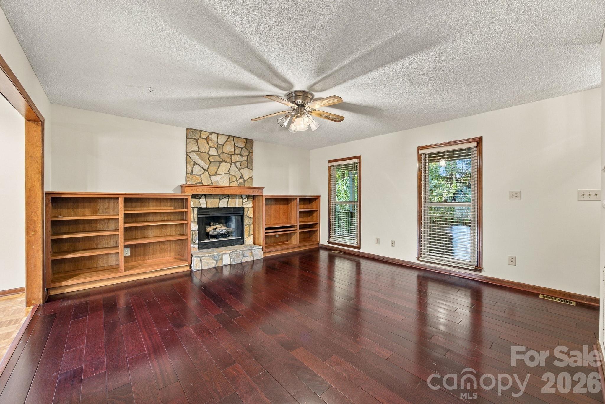 Single Family Residence at 3400 Jonesberry Road, Mint Hill, photo 16 of 43