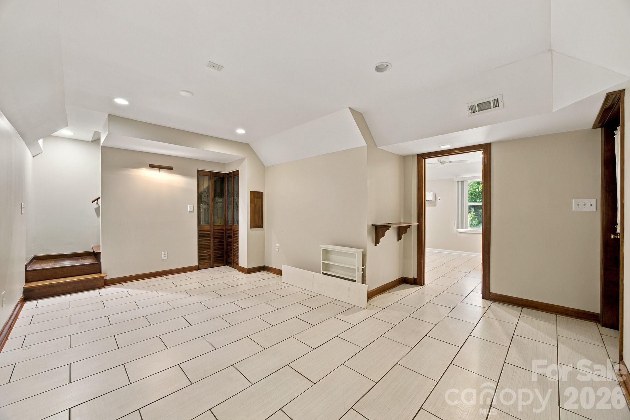 Single Family Residence at 3400 Jonesberry Road, Mint Hill, photo 33 of 43