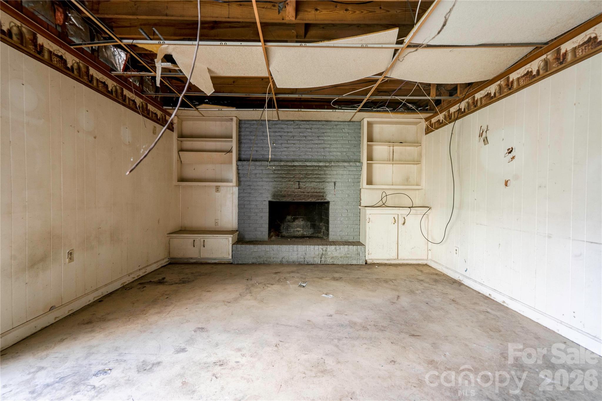 Basement Family Room - 712 Hanover Drive, Shelby