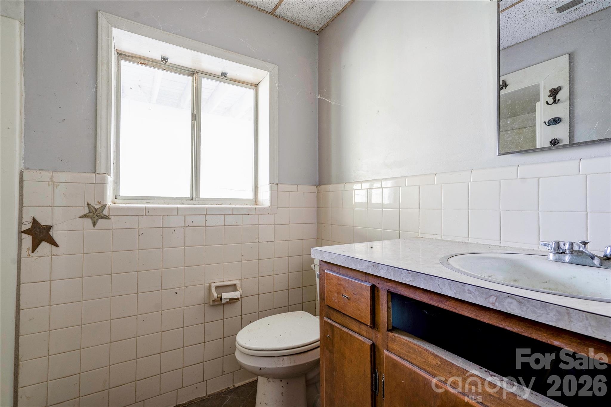 Basement Bath - 712 Hanover Drive, Shelby