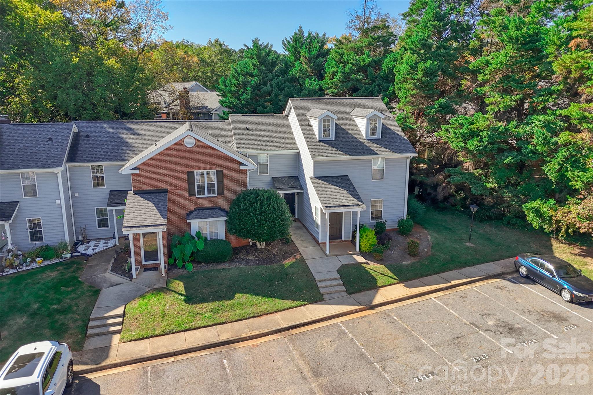 2913 Iron Gate Lane