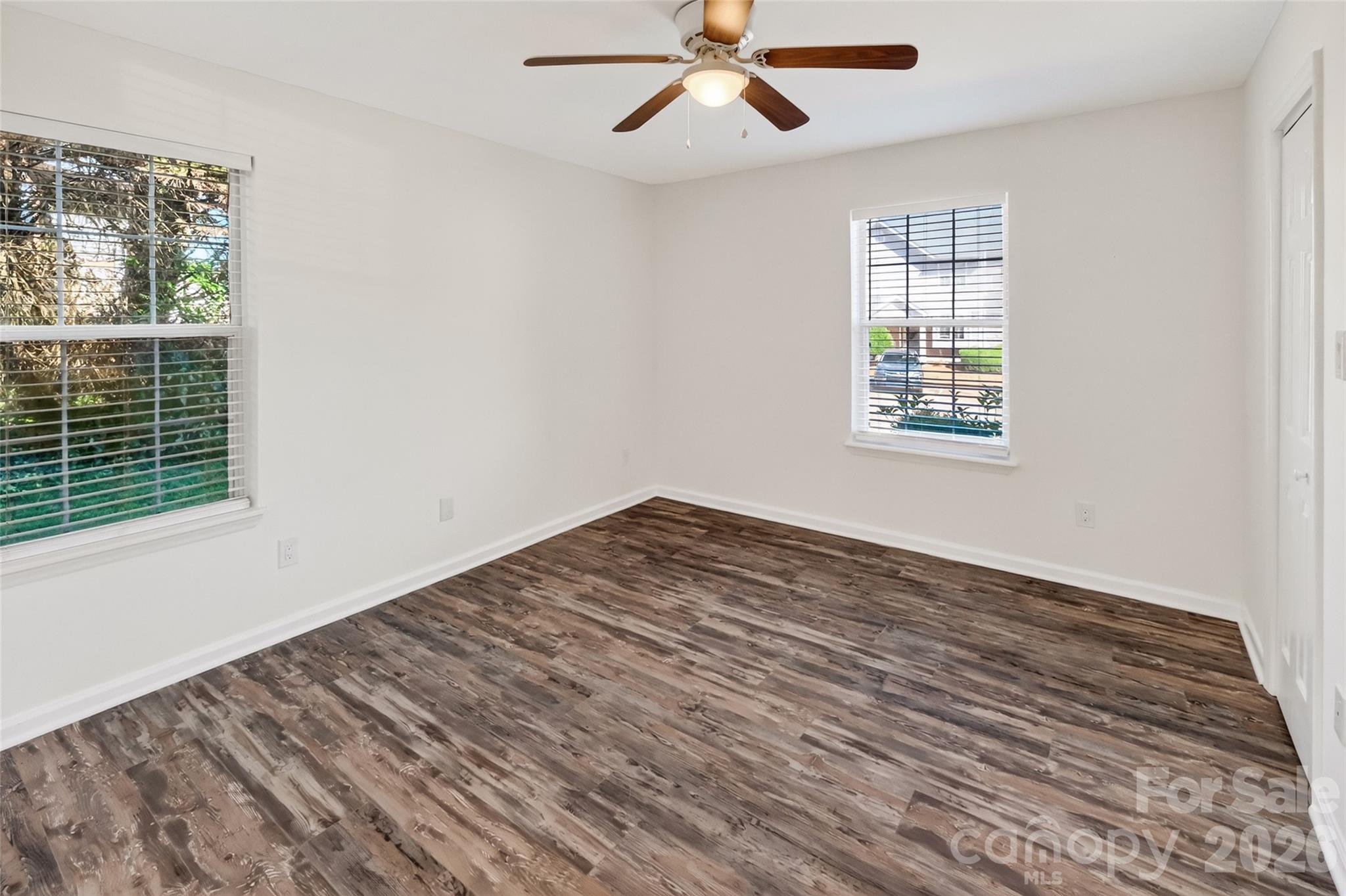 Condominium at 2913 Iron Gate Lane, Charlotte, photo 14 of 35