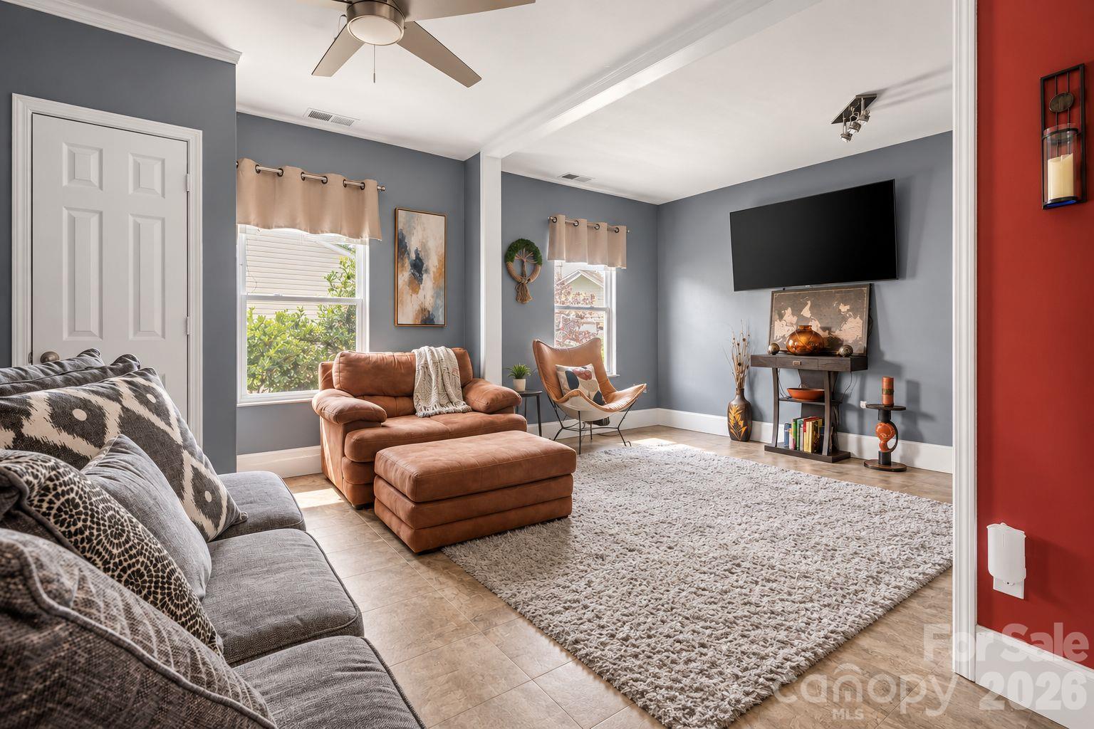 Single Family Residence at 873 Willow Creek Drive, Gastonia, photo 7 of 32