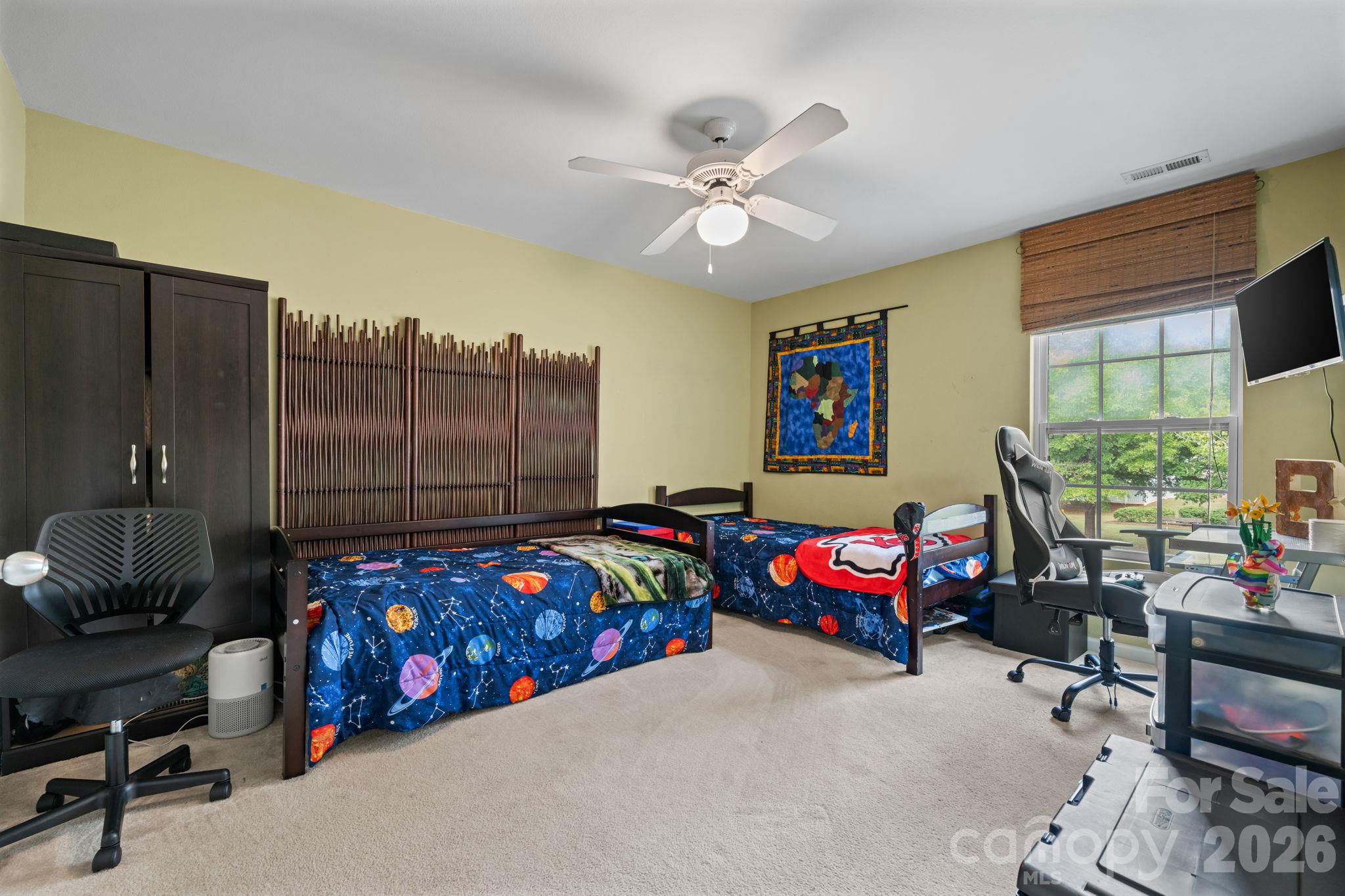 Single Family Residence at 873 Willow Creek Drive, Gastonia, photo 23 of 32