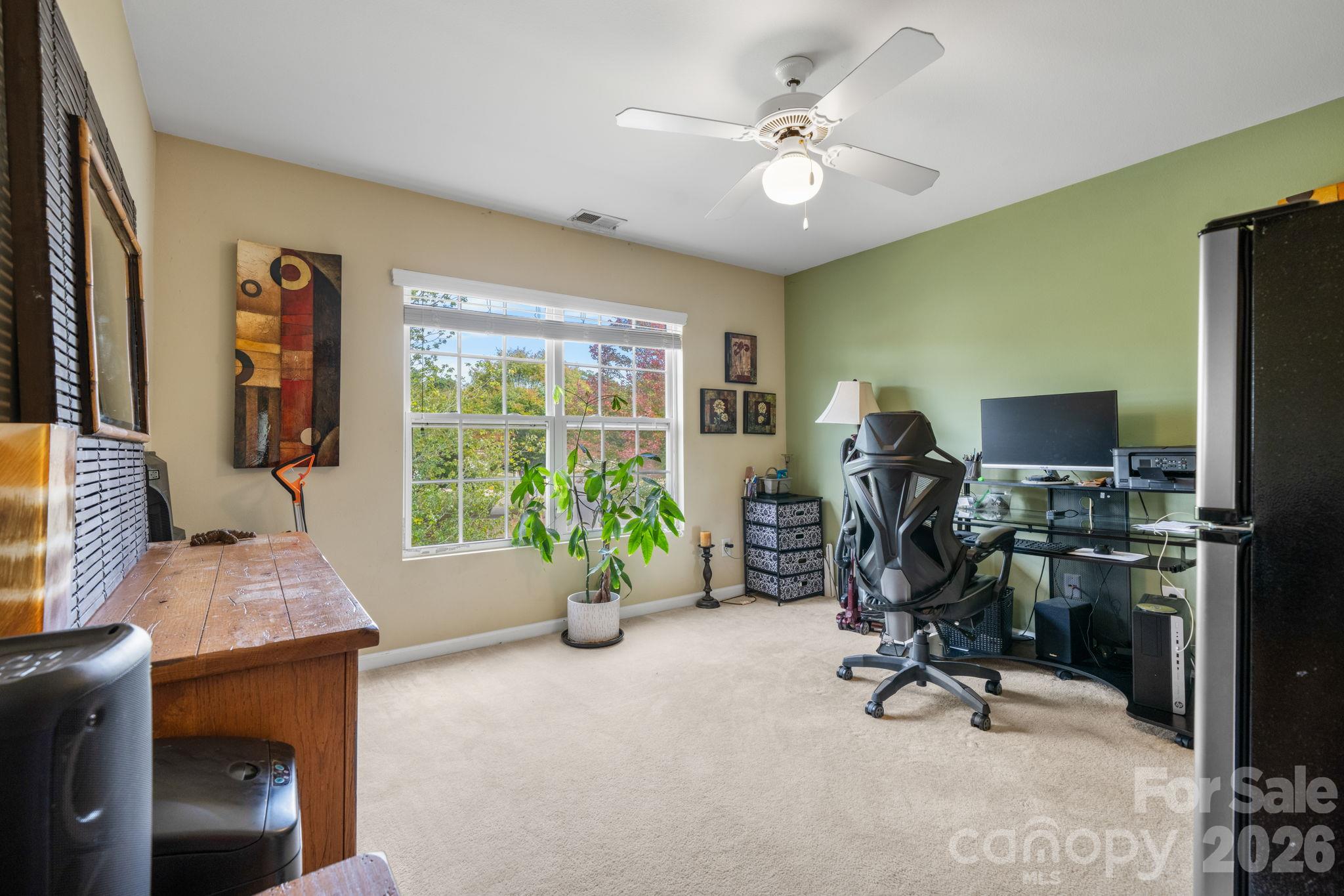 Single Family Residence at 873 Willow Creek Drive, Gastonia, photo 24 of 32