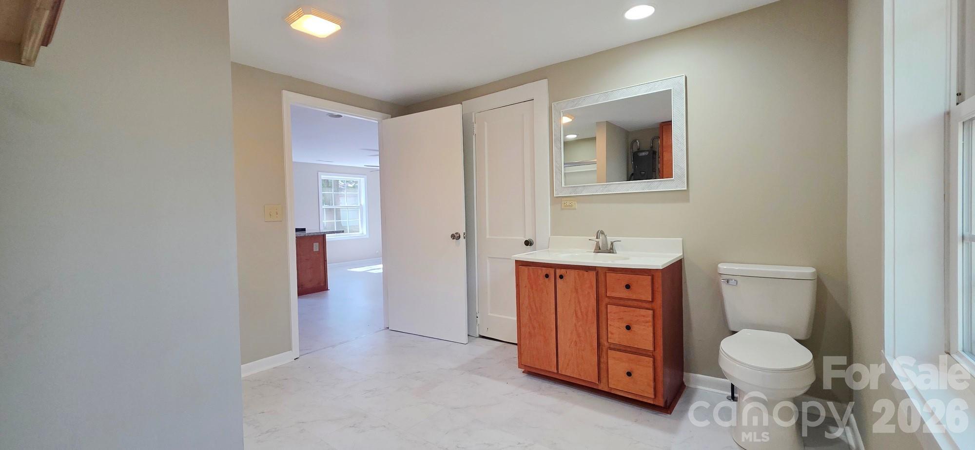 1107 Bathroom View 2 - 1107/1111 Chase High Road, Forest City