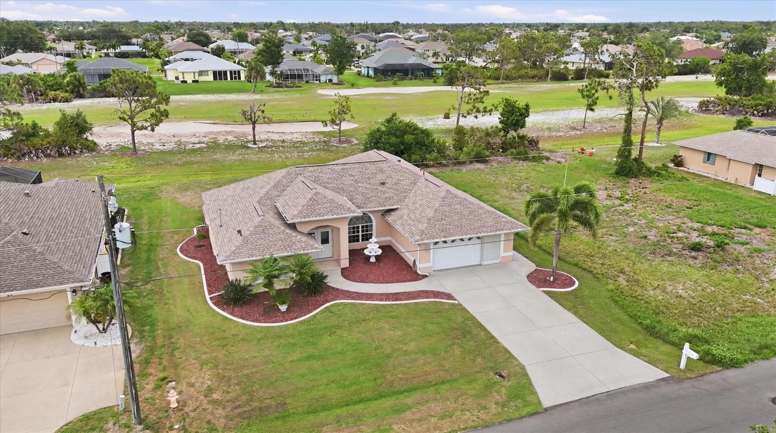 Single Family Residence at 82 PINEHURST PL, ROTONDA WEST