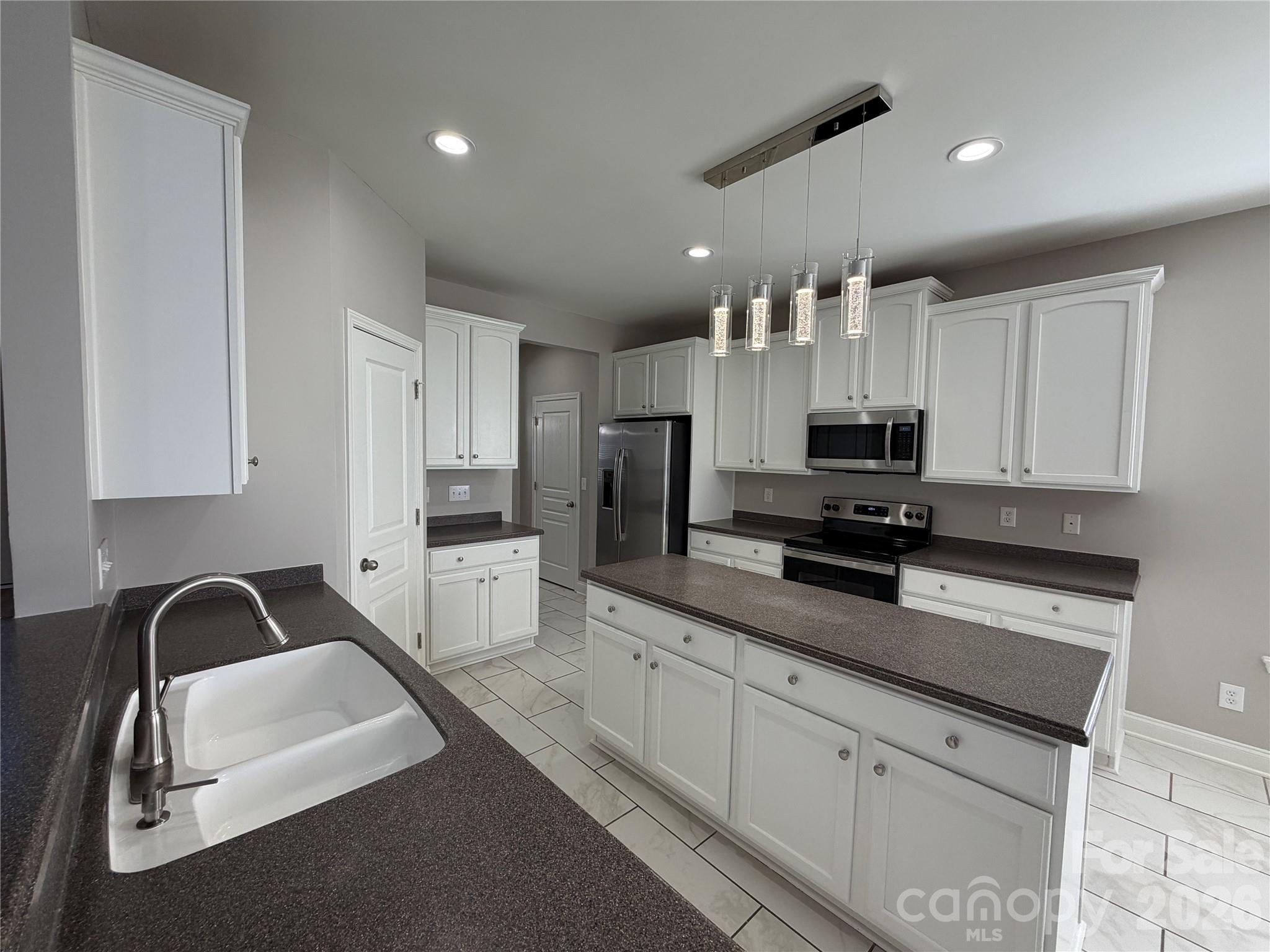 Single Family Residence at 1003 Defoor Court, Indian Trail, photo 34 of 81