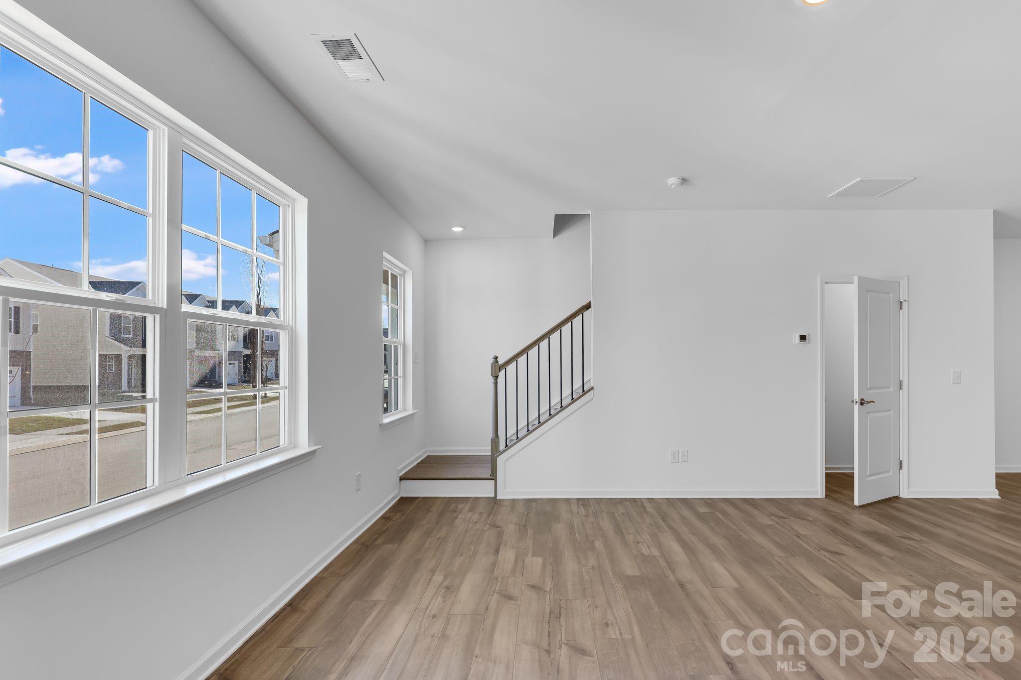 Photo is representational - 656 Sparano Loop, York