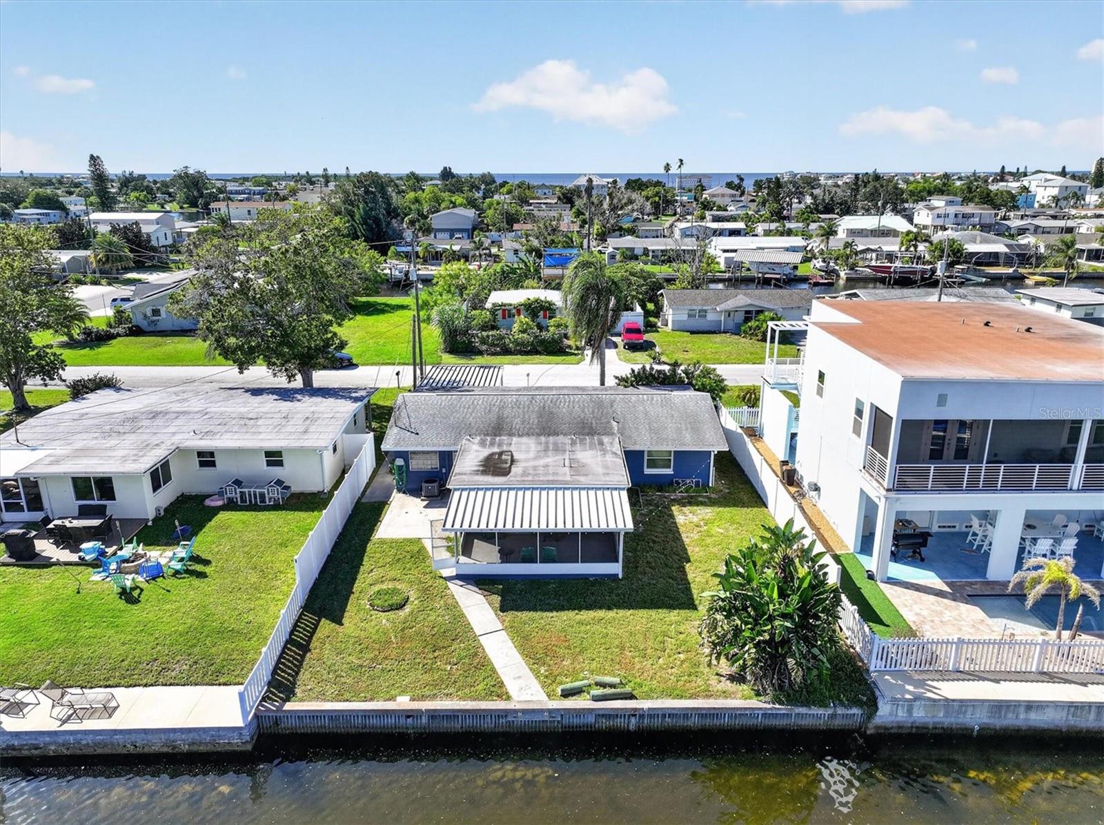 Single Family Residence at 13232 NEPTUNE DR, HUDSON