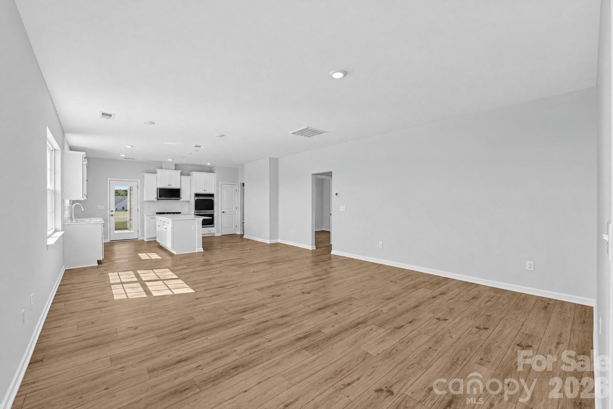 Single Family Residence at 395 Waxhaw Village Road, Lancaster, photo 9 of 30