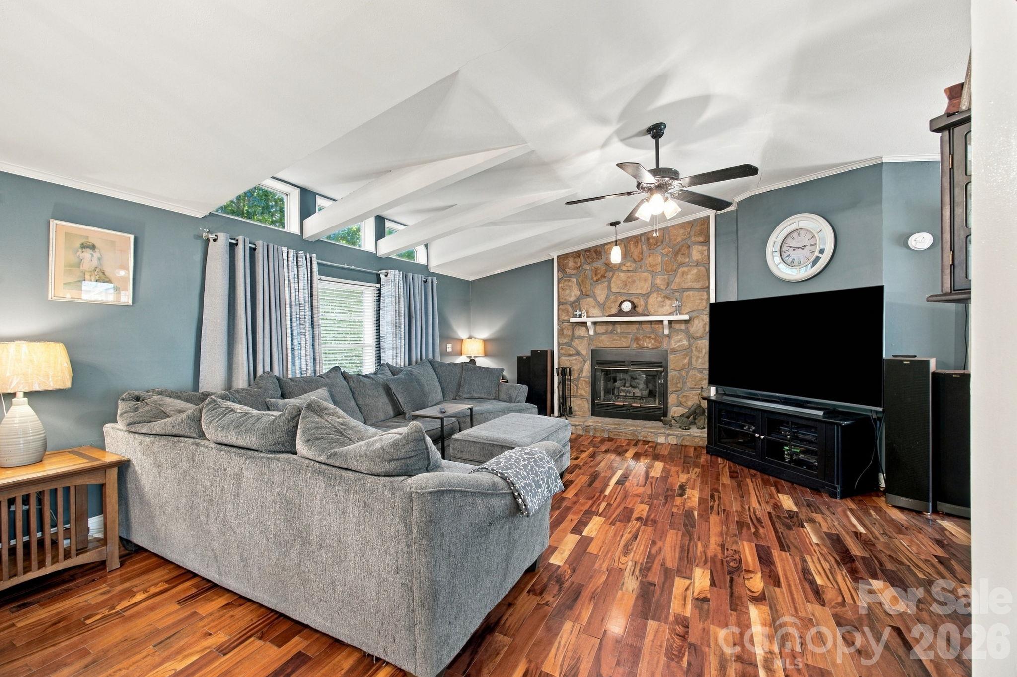 Single Family Residence at 125 James Drive, Rockwell, photo 9 of 41