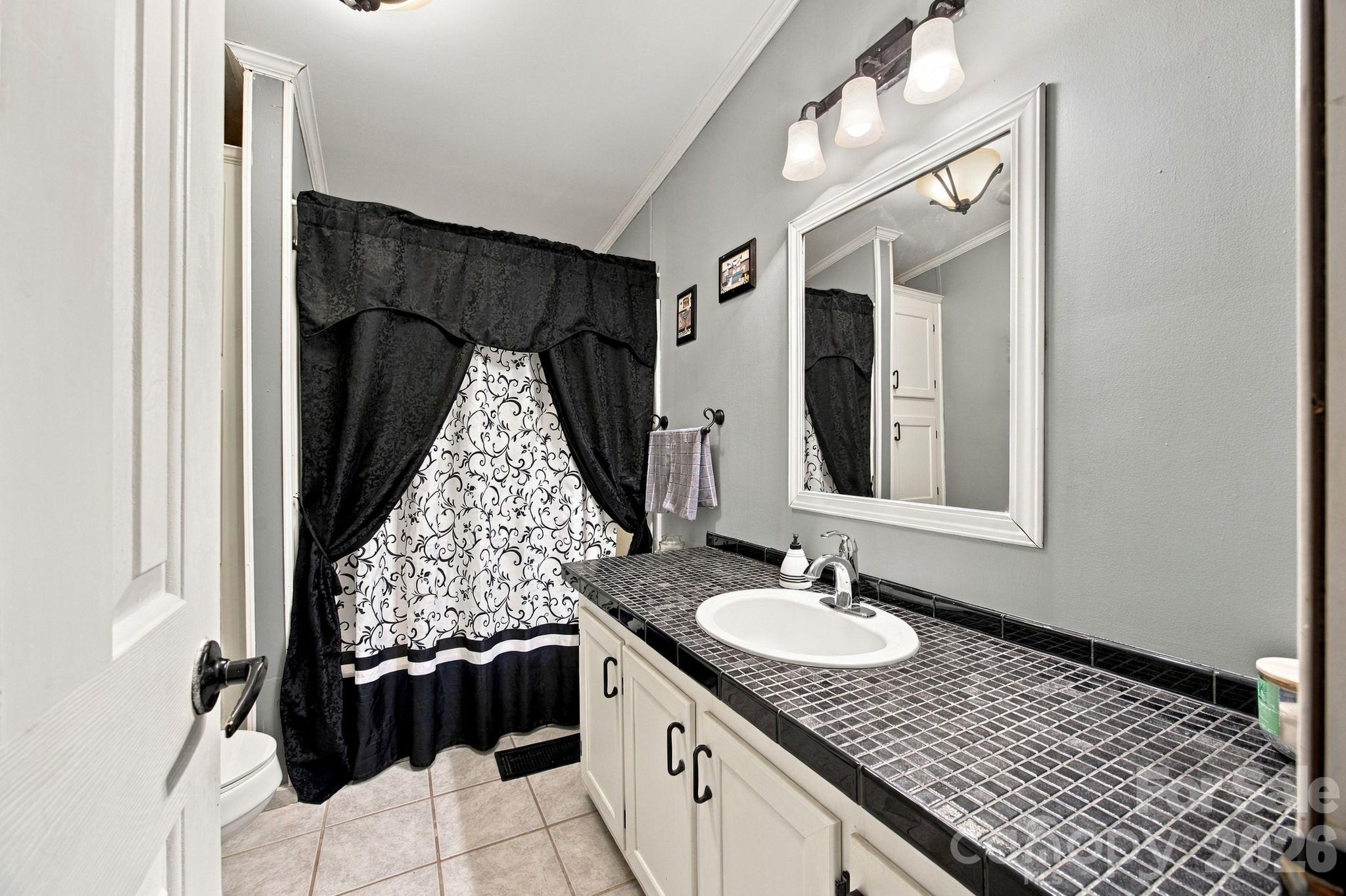 Single Family Residence at 125 James Drive, Rockwell, photo 20 of 41