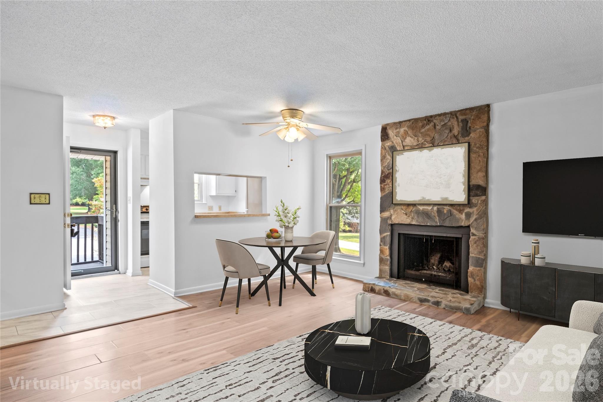 Condominium at 178 Driftwood Lane, Winston Salem, photo 4 of 32