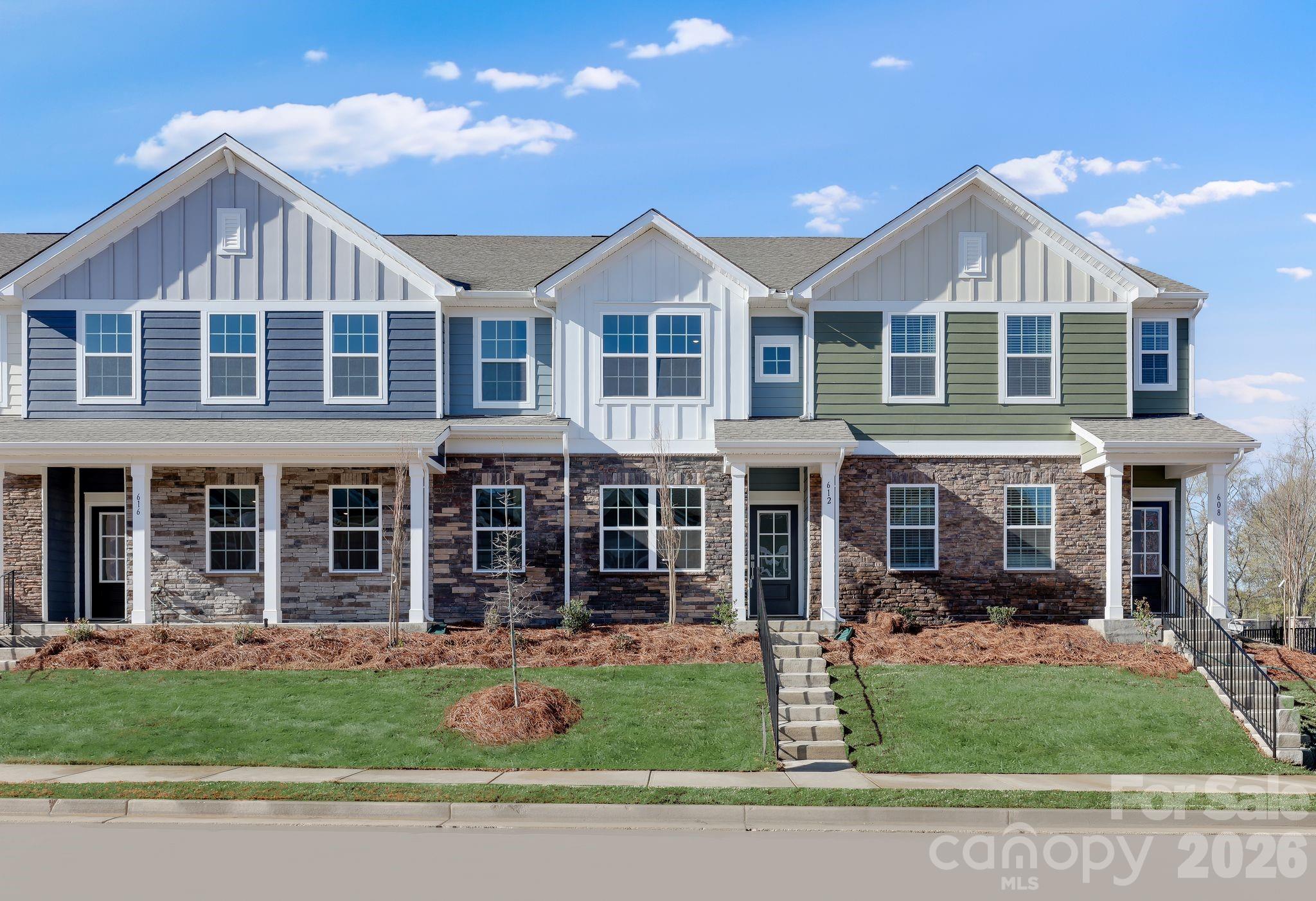 Townhouse at 672 Sparano Loop, York