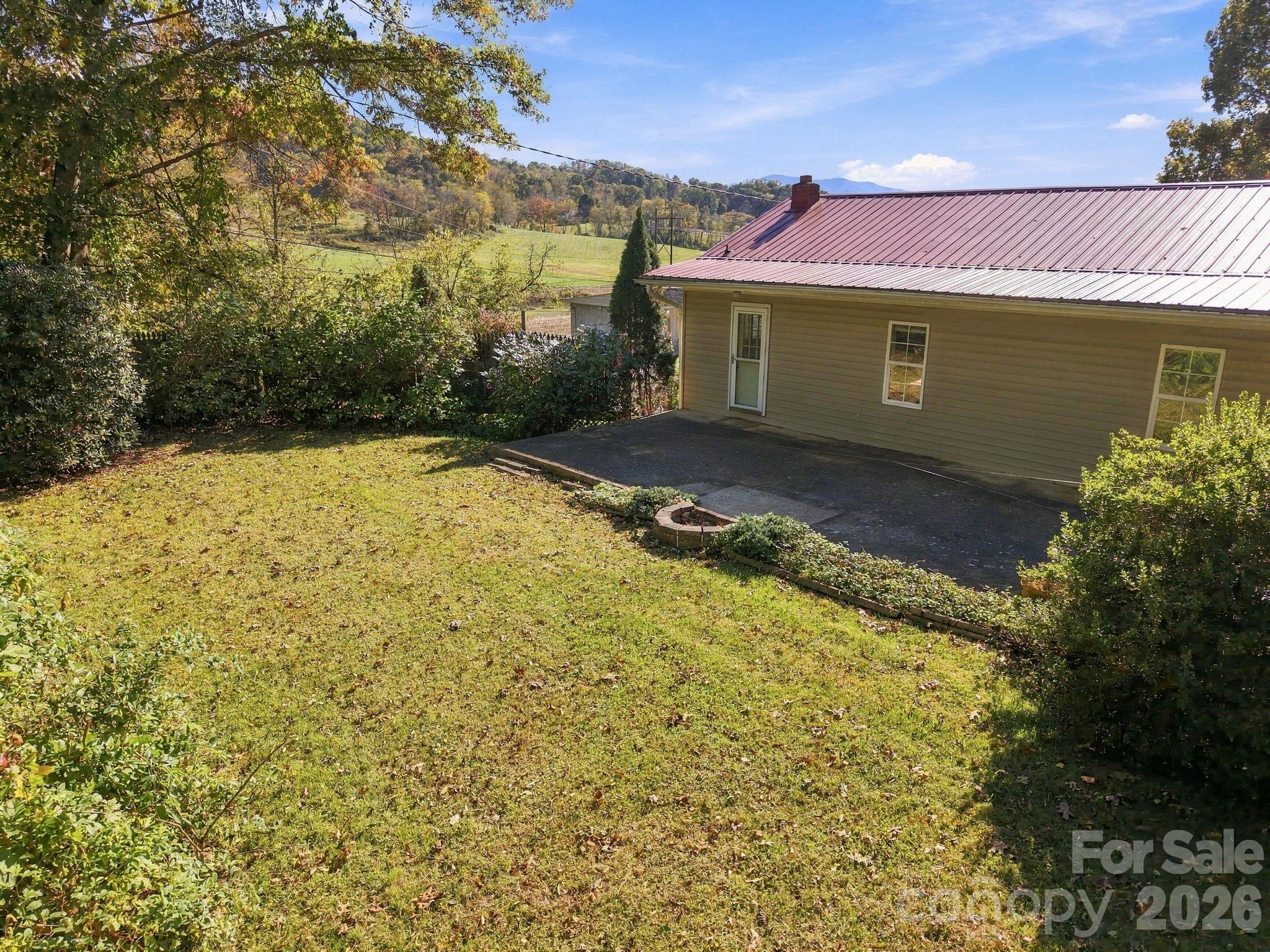 Single Family Residence at 10 Mccracken Road, Canton, photo 34 of 47