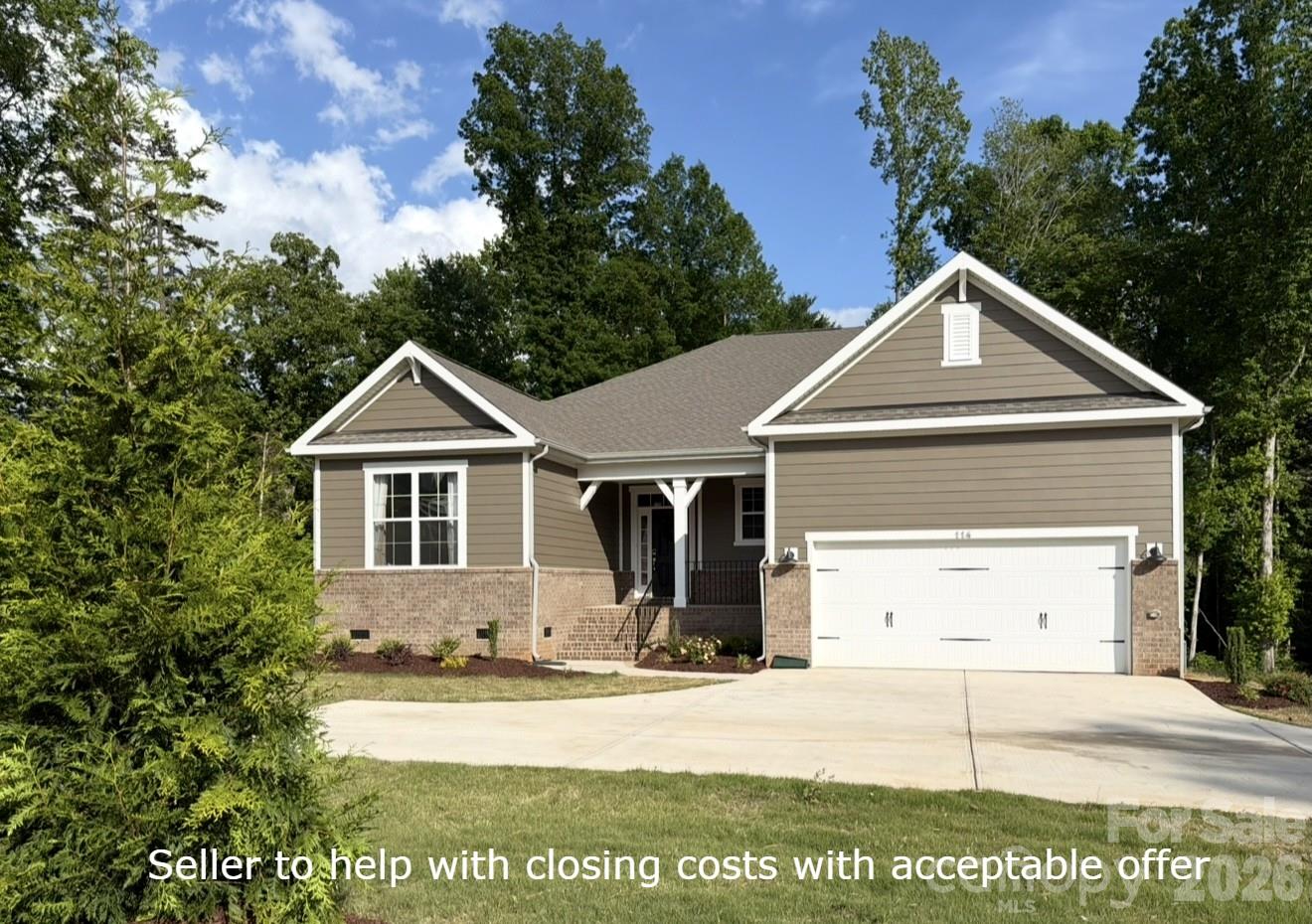 Single Family Residence at 114 Jentri Way, Mooresville, photo 2 of 49